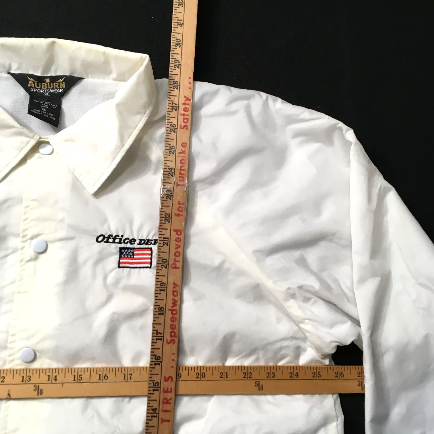 Vintage Coaches Jacket Mens XL Ivory Snap Front Lined Windbreaker Auburn Jacket | Nylon, Softshell, Solid, Casual, Vintage? No Size US XL / EU 56 / 4 - 5 Thumbnail