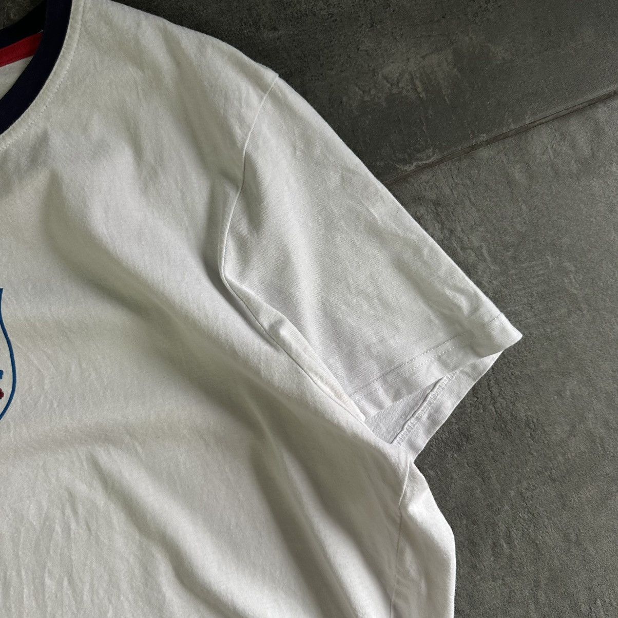 Vintage Vintage England Rugby League T-shirts Captain 7 00s Y2K Size US XL / EU 56 / 4 - 6 Thumbnail