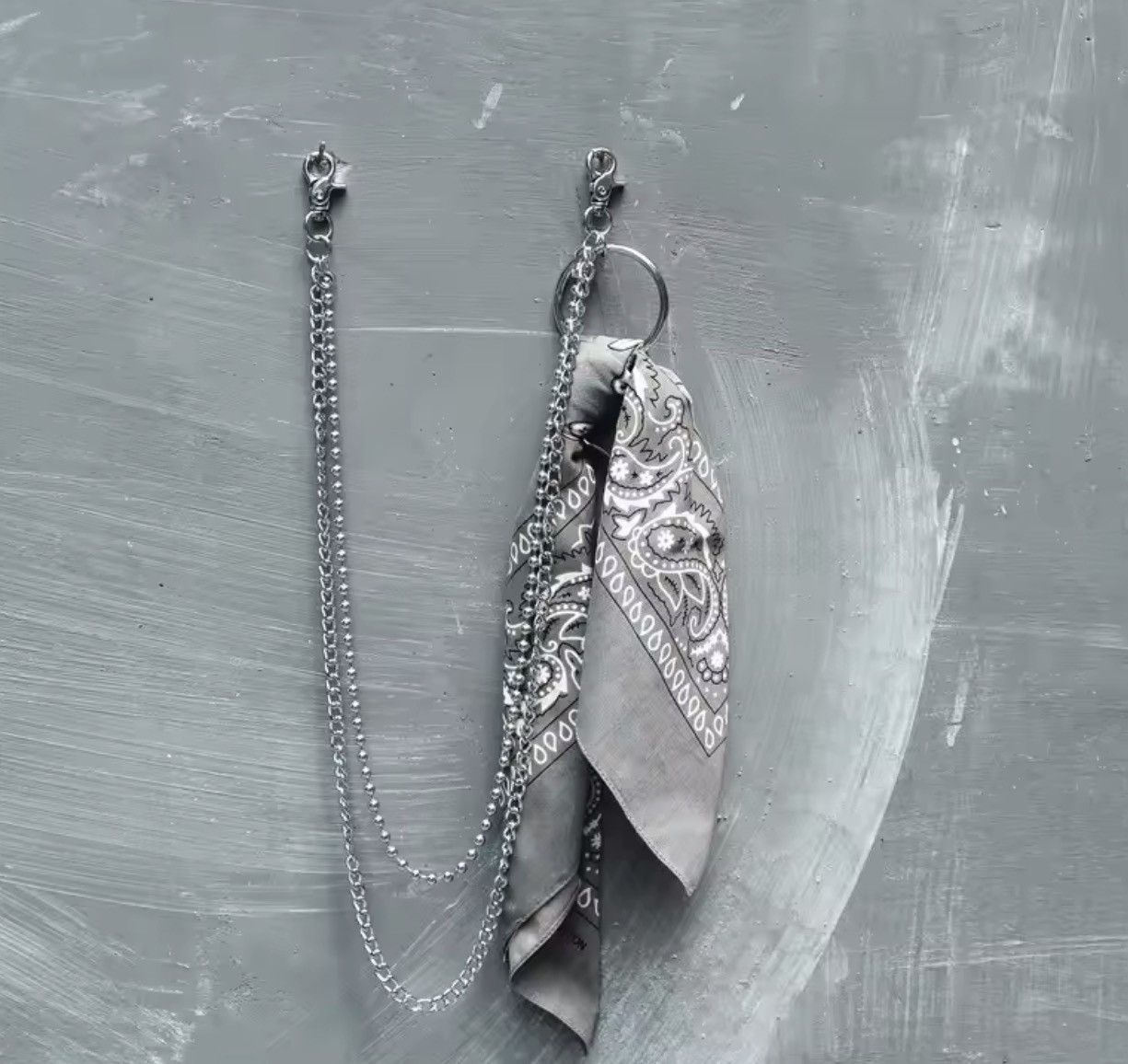 Jewelry Bandana & Silver Chain Wallet Chain / Bag Accessory Size ONE SIZE - 1 Thumbnail