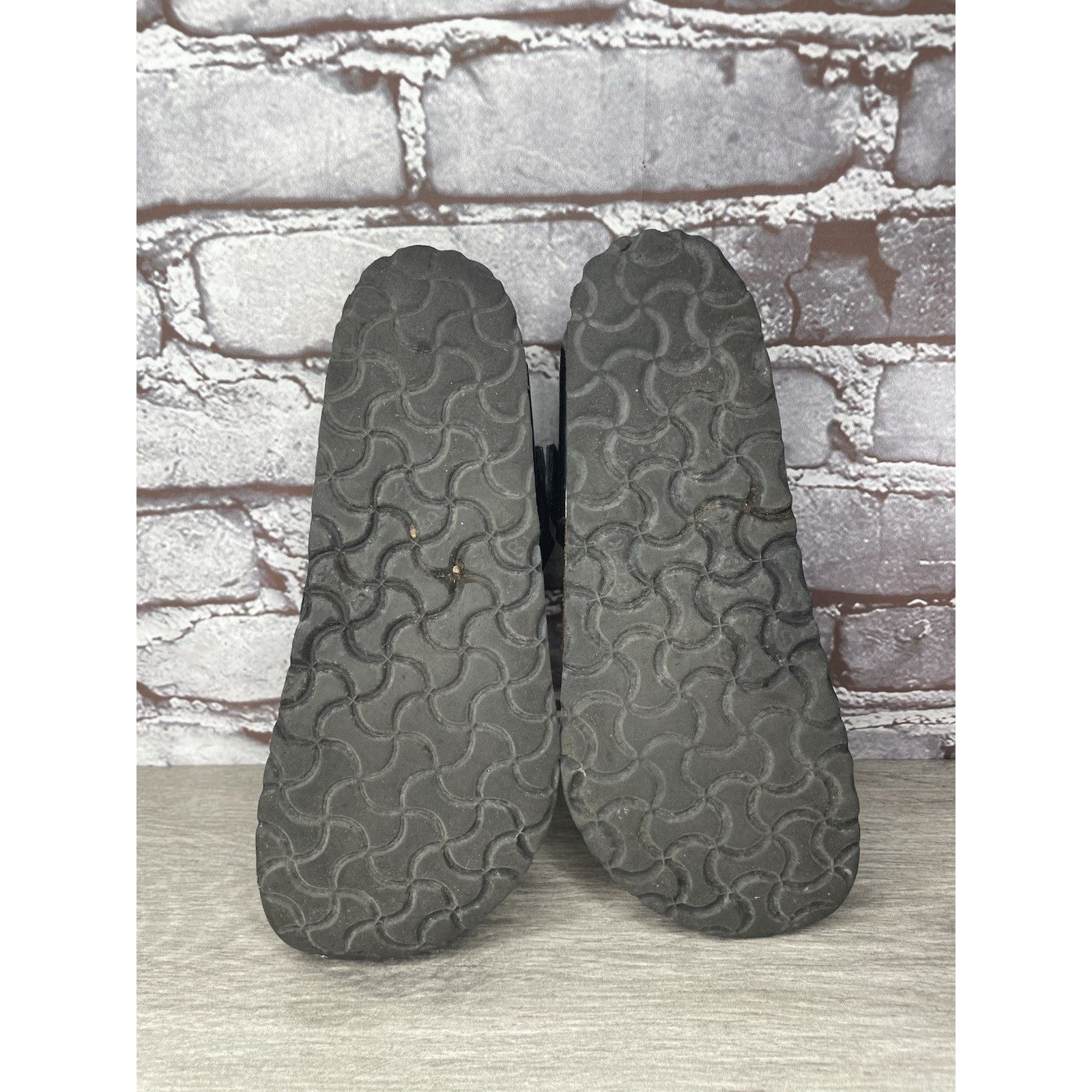 Birkenstock BIRKENSTOCK Gizeh Black Patent Leather Thong Cork Sandals Wo Size US 6.5 / IT 36.5 - 7 Thumbnail