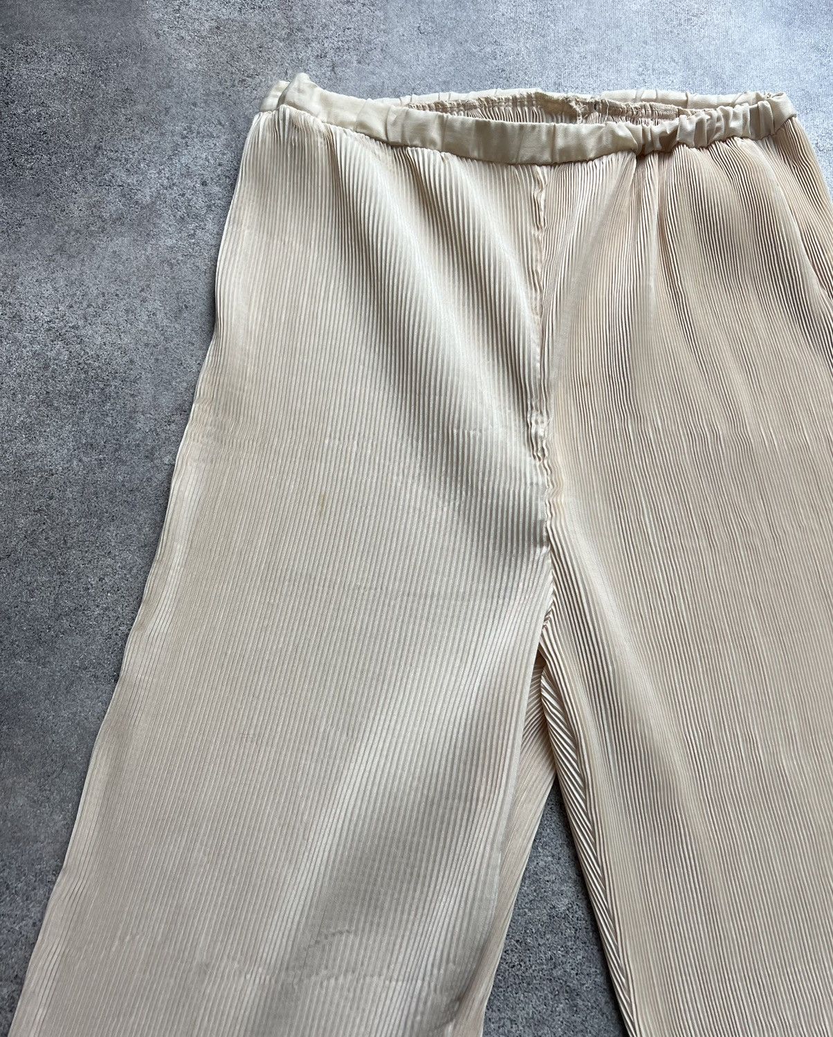 Issey Miyake × Japanese Brand × Vintage Vintage Japanese pleated plisse cropped pants issey style Size US 32 / EU 48 - 5 Thumbnail
