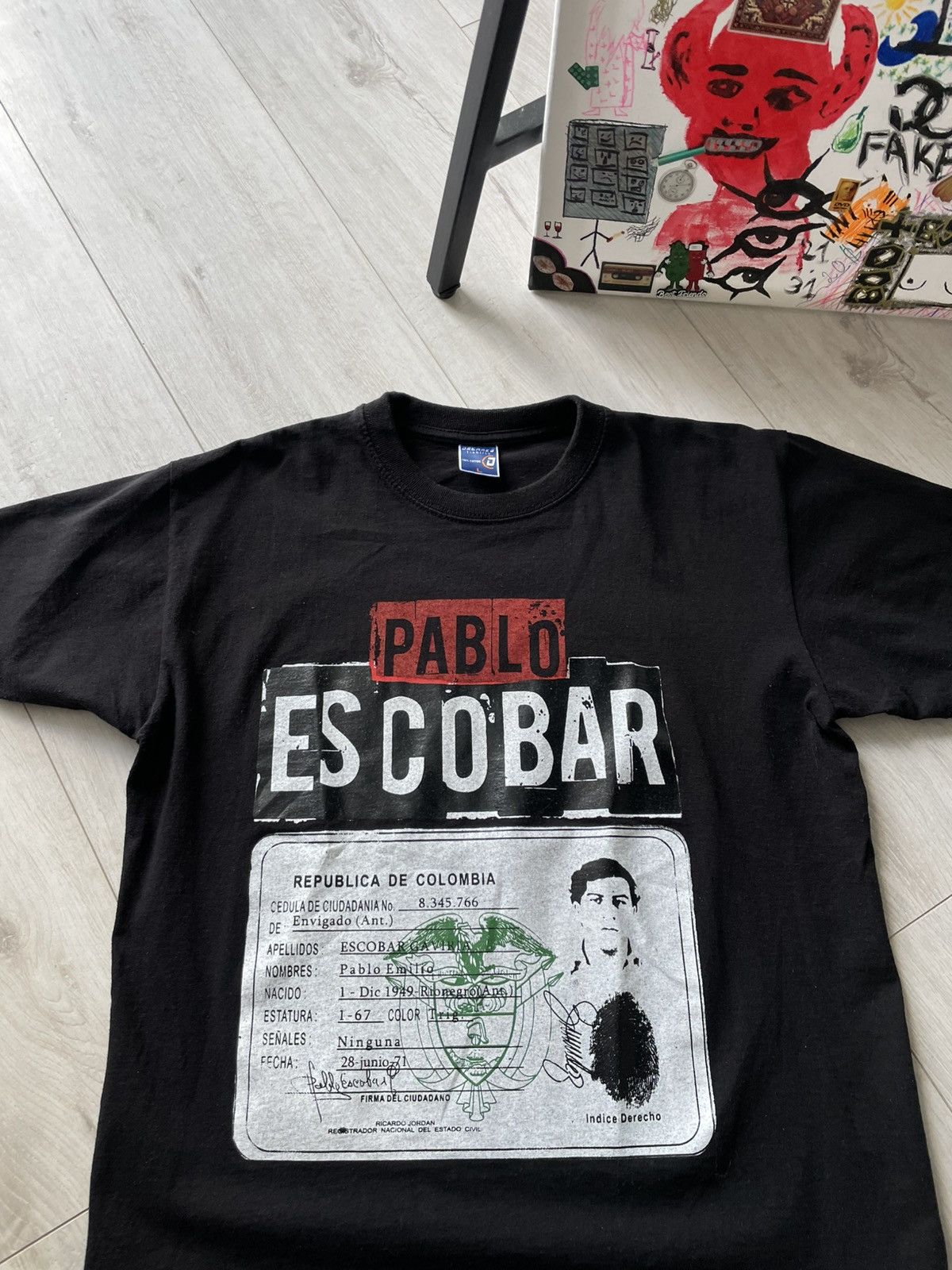 Vintage Vintage Pablo Escobar 90’s Narco T-Shirt Printed Logo RARE Size US L / EU 52-54 / 3 - 3 Thumbnail