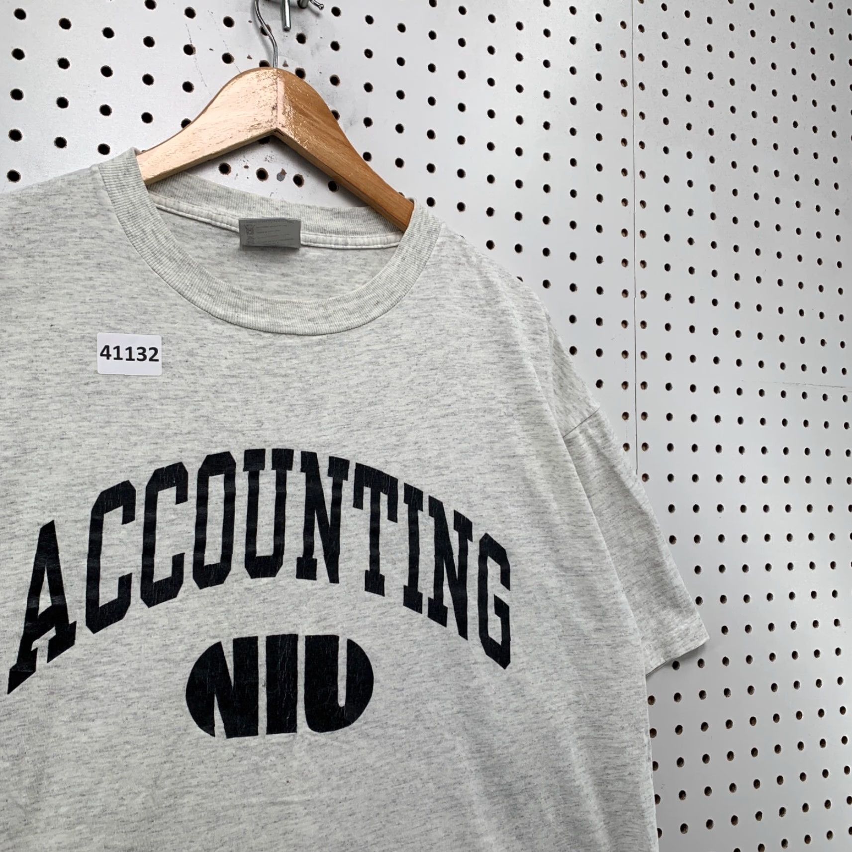 Vintage VINTAGE Oneita NIU Accounting T-Shirt Mens XL Gray Graphic Print University Single Stitch Size US XL / EU 56 / 4 - 7 Thumbnail