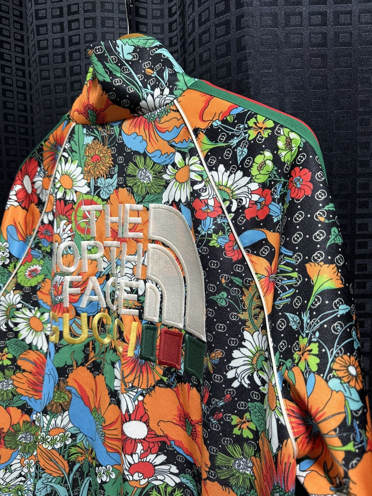 Gucci × The North Face Gucci x The northface floral print track jacket Size US L / EU 52-54 / 3 - 11 Thumbnail