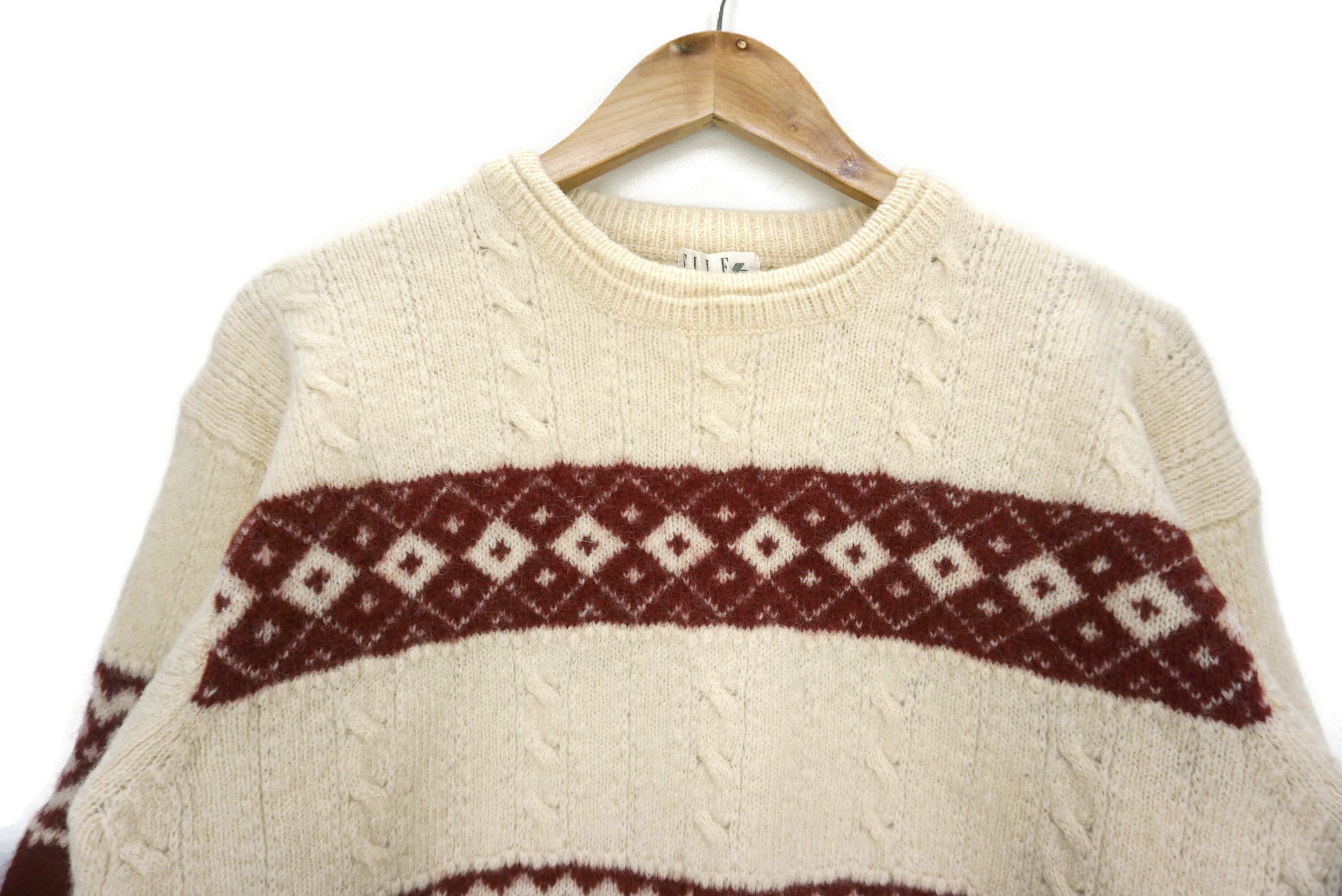 Japanese Brand Vintage ELLE Homme Isle Wool Crewneck Cable Knit Pullover Size US S / EU 44-46 / 1 - 3 Thumbnail