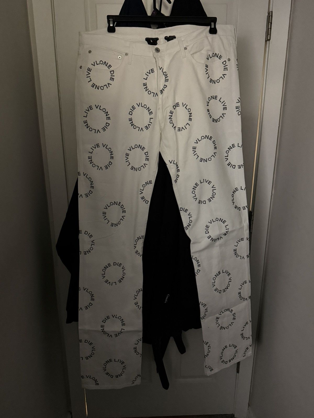 Vlone ***UNRELEASED VLONE BLACK RHINESTONE DENIM JEANS IN WHITE*** Size US 36 / EU 52 - 1 Thumbnail