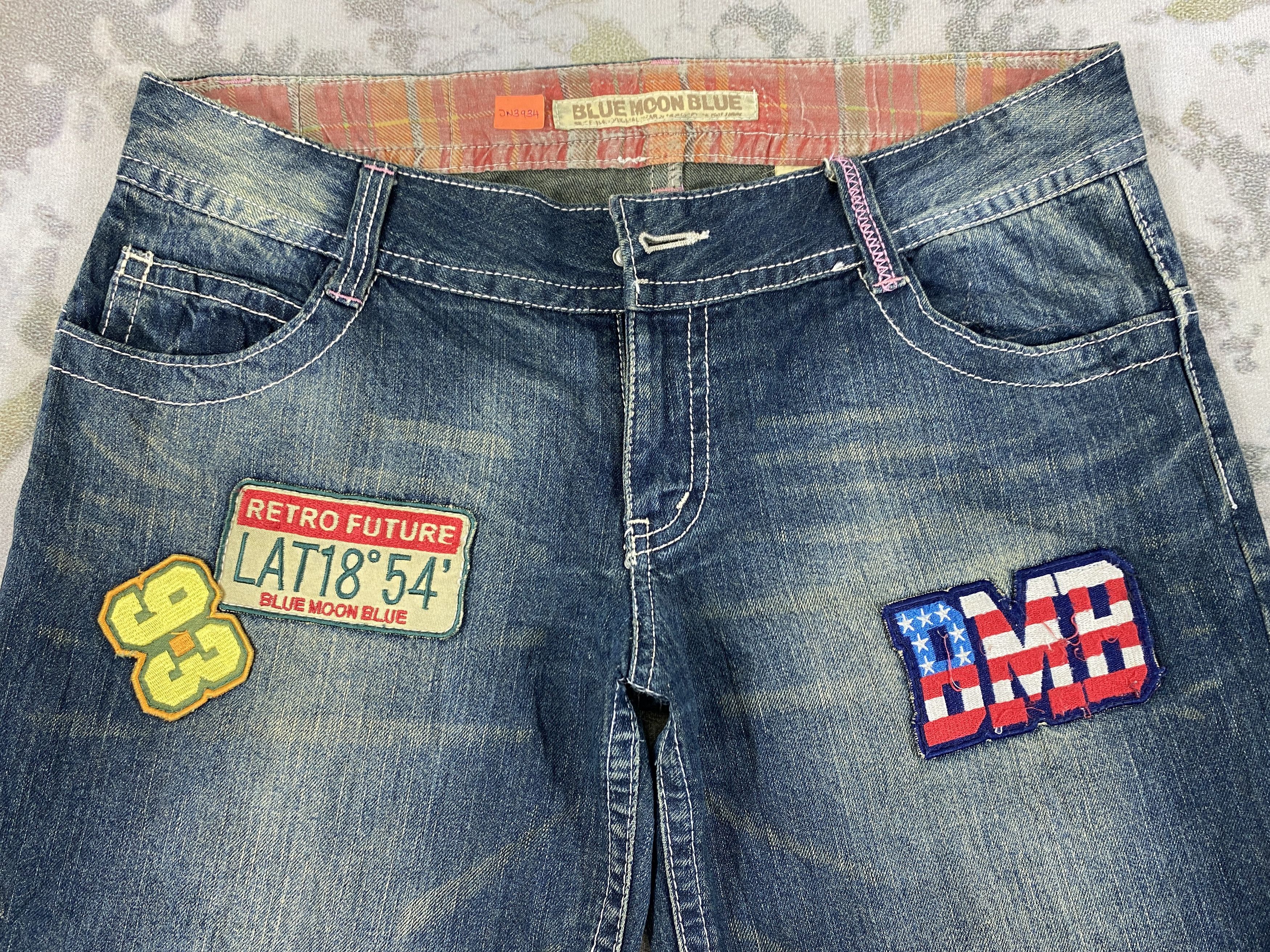 Japanese Brand Vintage Blue Moon Blue Custom patches Jeans 35x30.5- JN3934 Size US 35 - 3 Thumbnail