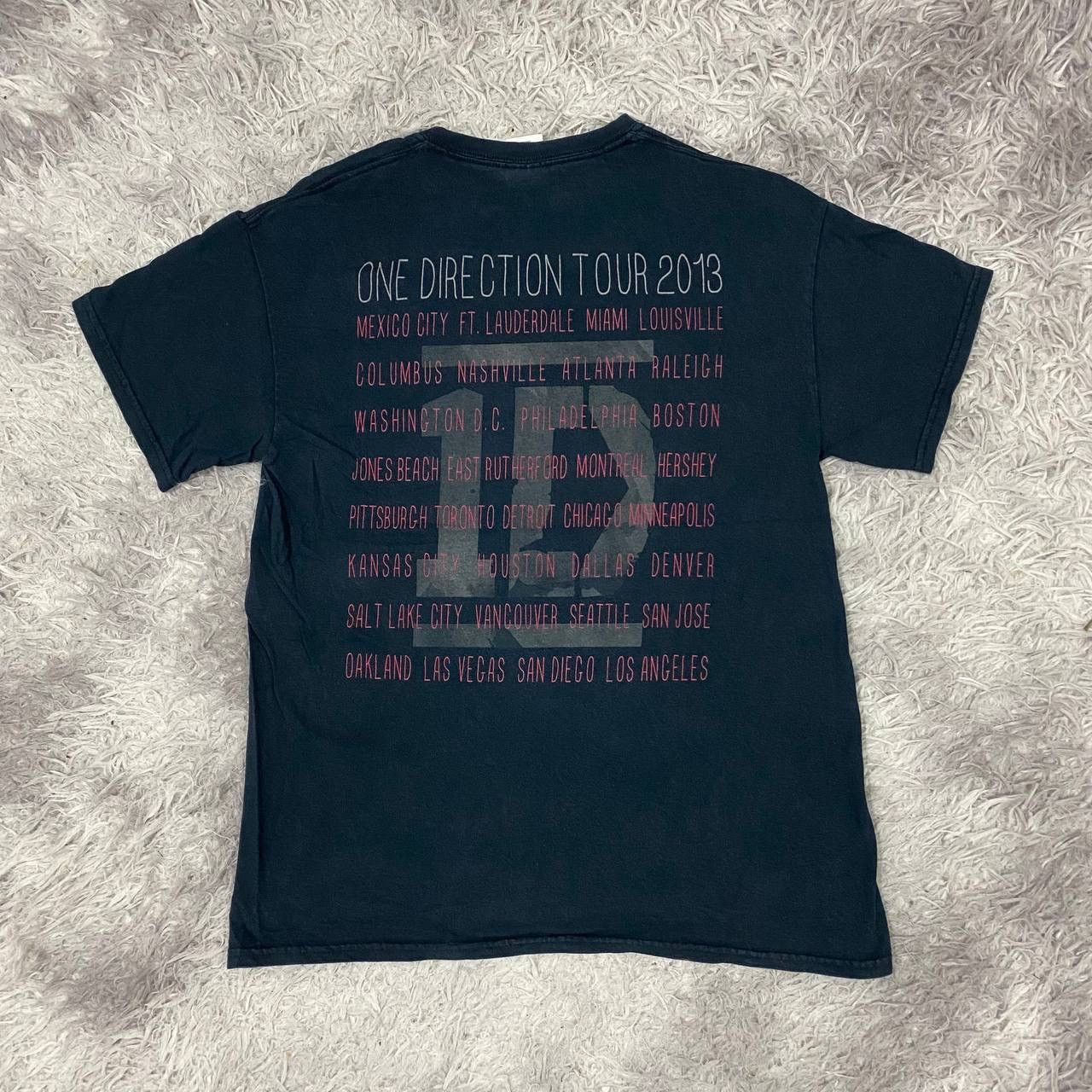 Band Tees Pop band one direction Size US M / EU 48-50 / 2 - 7 Thumbnail