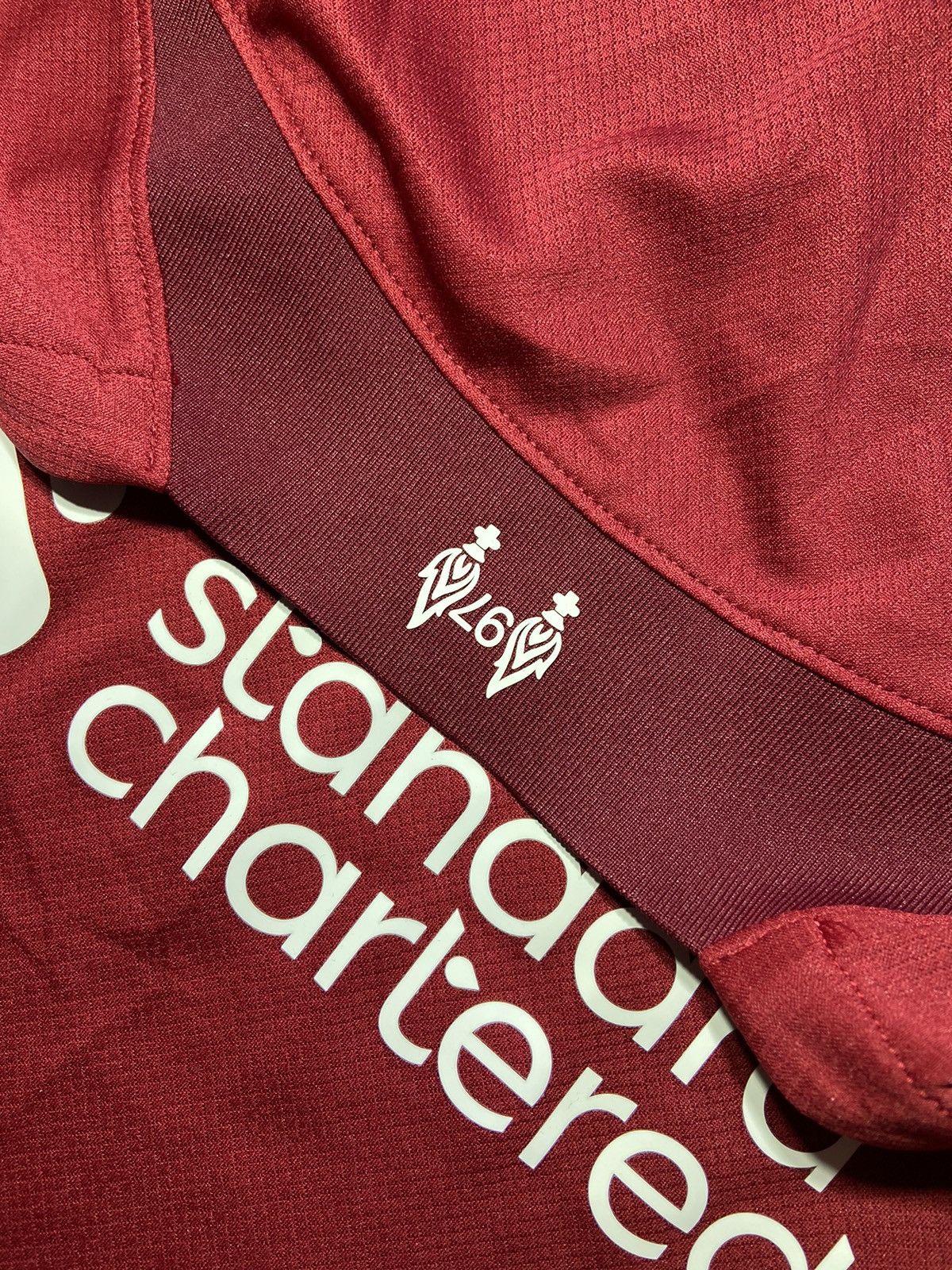 Nike 💥Liverpool 2022 home Jersey Nike football t-shirt‼️ Size US XL / EU 56 / 4 - 7 Thumbnail