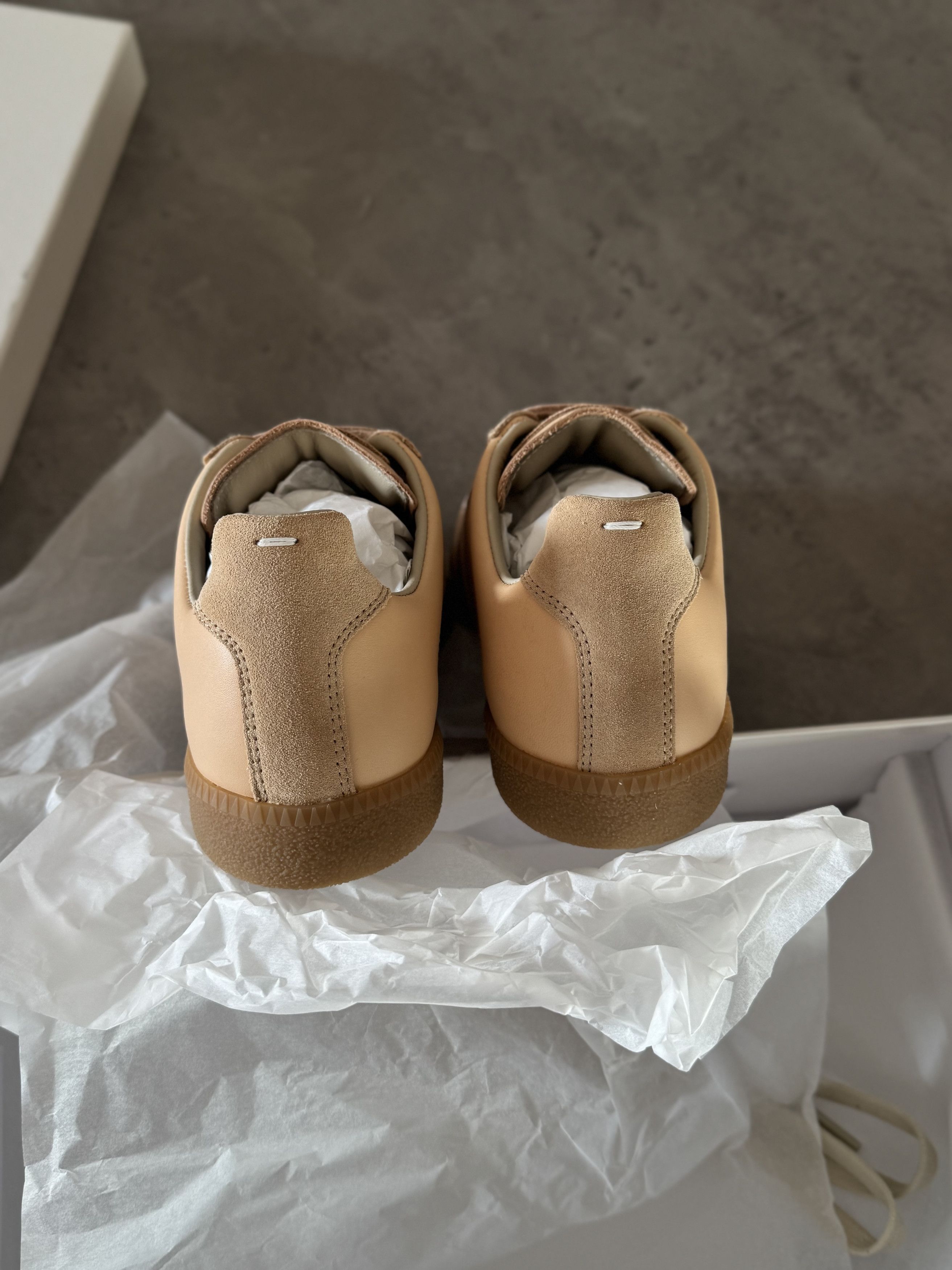 Maison Margiela maison margiela replica gat sneakers | peach Size US 5 / IT 35 - 6 Thumbnail