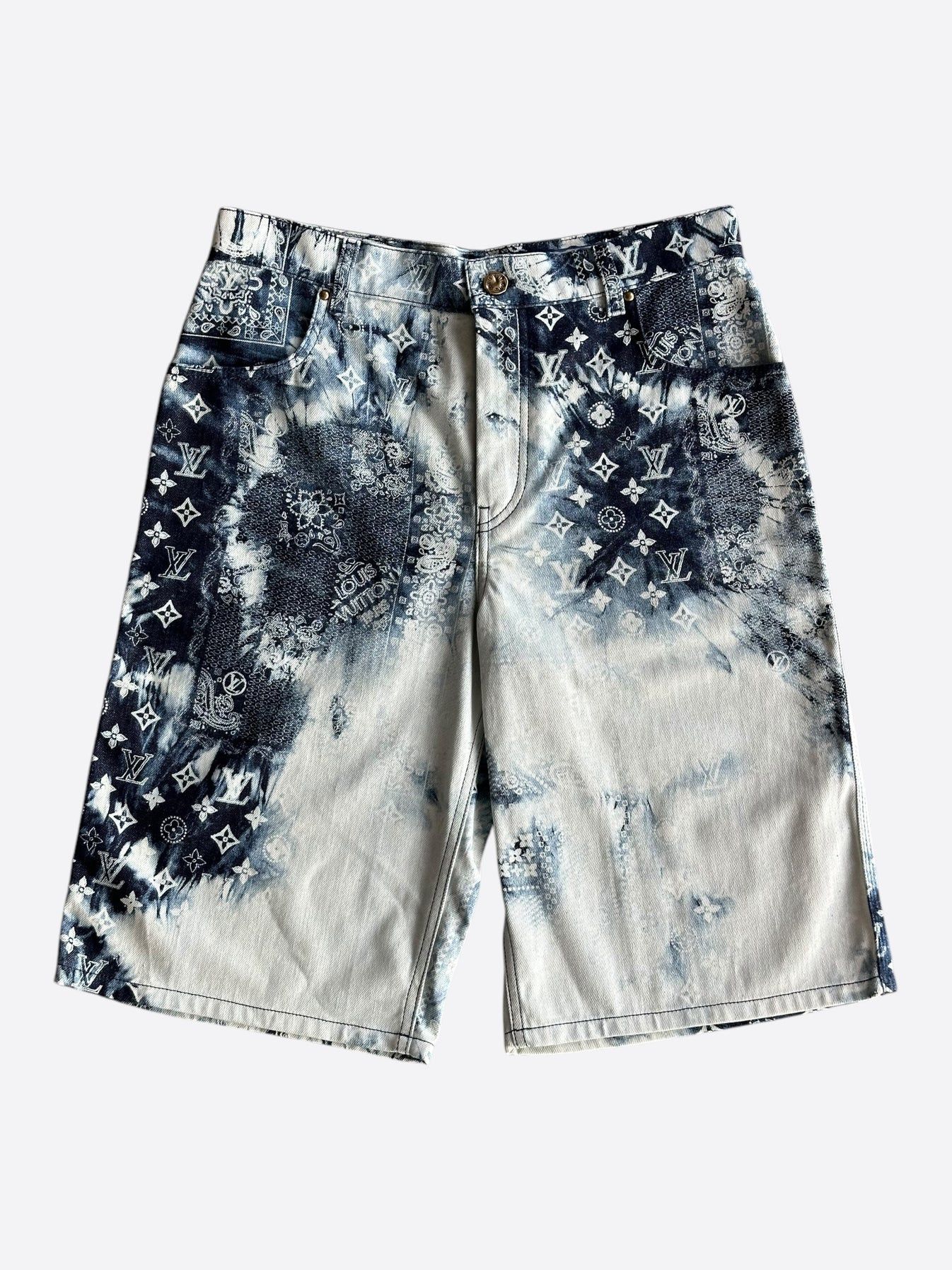 Louis Vuitton Bleached Bandana Monogram Denim Shorts Blue Size US 38 / EU 54 - 1 Thumbnail
