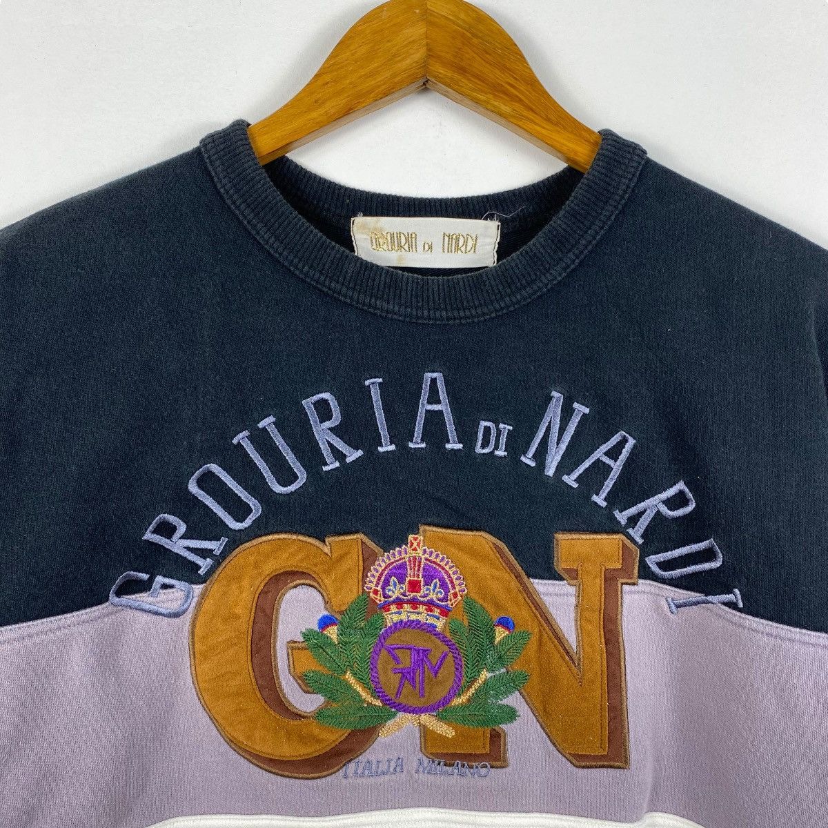 Vintage Vintage 90's GROURIA Di NARDI Embroidery Logo Crewneck Size US M / EU 48-50 / 2 - 2 Thumbnail