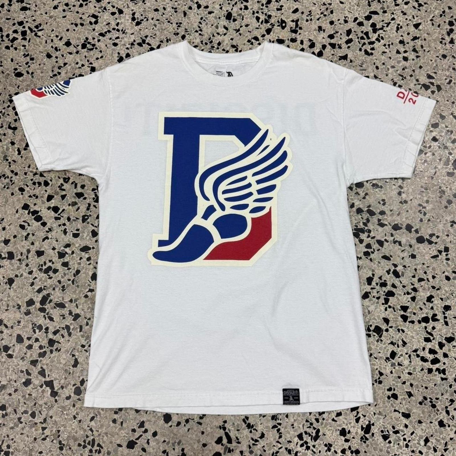 Dissizit × Vintage VINTAGE Y2K 2011 DISSIZIT D-WING POLO RIP TEE: Size US L / EU 52-54 / 3 - 1 Thumbnail