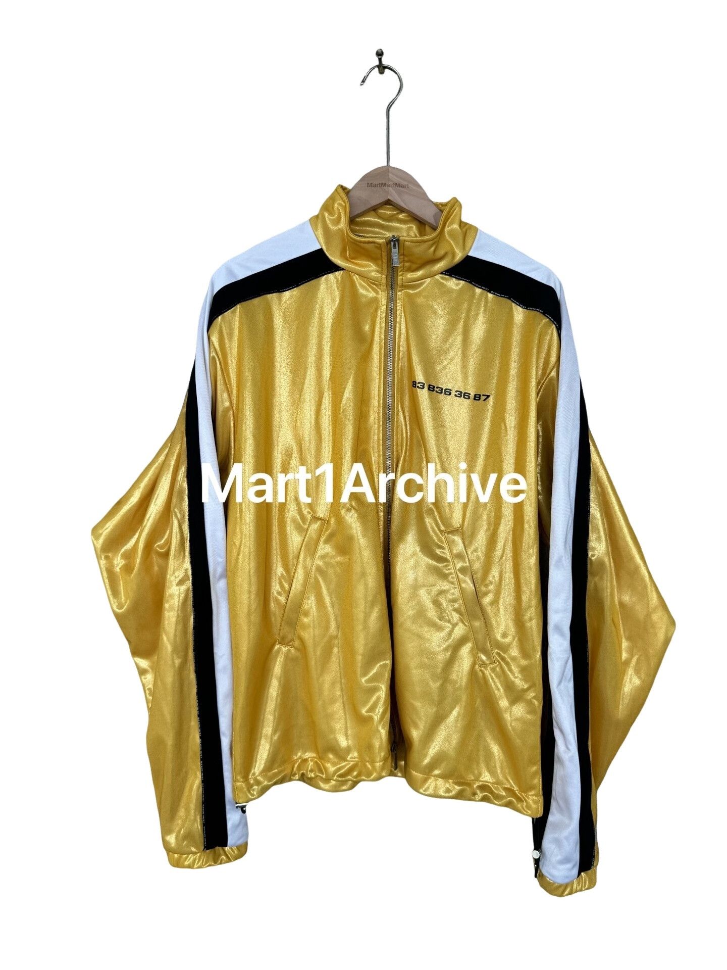 Vetements Vetements Gold Track Jacket Size S Size US S / EU 44-46 / 1 - 1 Thumbnail