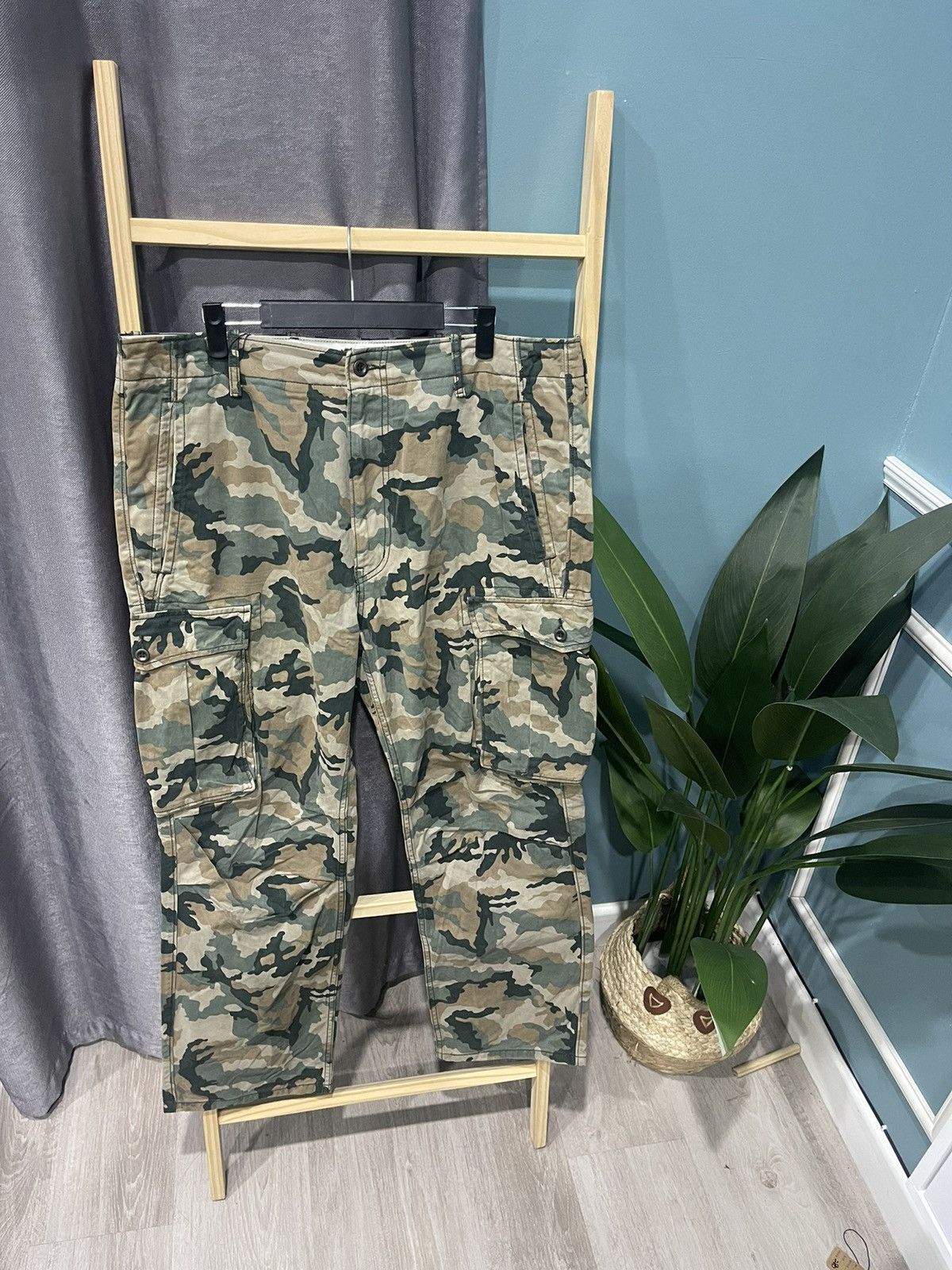Levi s RARE LEVIS Cargo Camo Long Pant Grailed