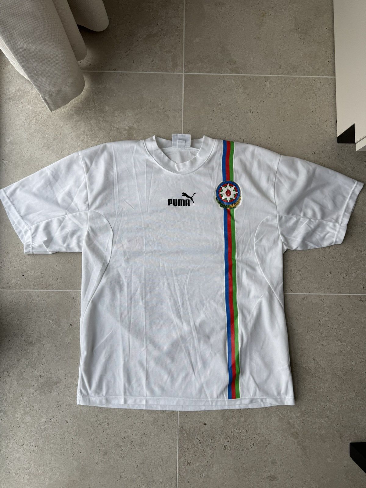 Puma Vintage Puma Azerbaijan Jersey Size US L / EU 52-54 / 3 - 1 Thumbnail