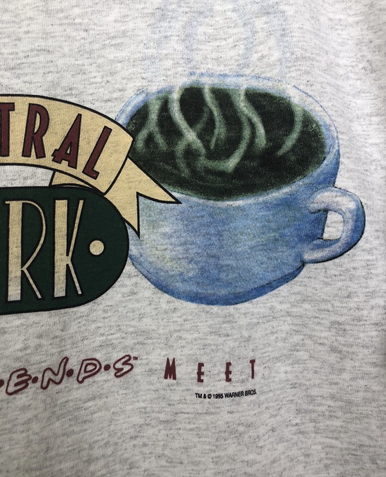 Vintage Vintage FRIENDS central park 1995 warner bros tee shirt Size US XXL / EU 58 / 5 - 4 Thumbnail