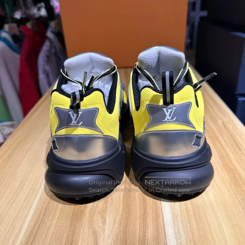 Louis Vuitton Louis Vuitton Runner Tactic Yellow Size 42.5. Size US 9.5 / EU 42-43 - 4 Thumbnail