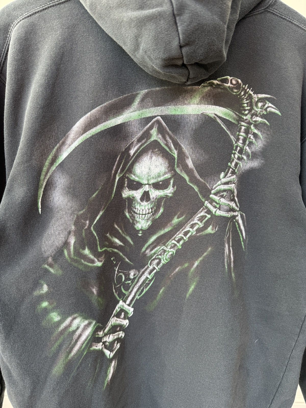 Vintage Vintage Gothic Skull Faded Distressed Y2K Rare Hoodie Size US S / EU 44-46 / 1 - 10 Thumbnail