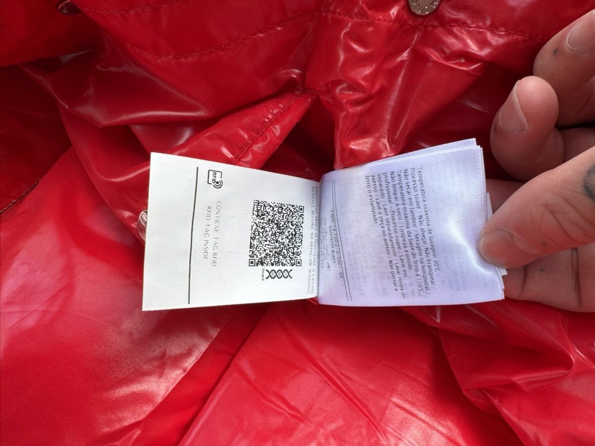 Moncler × Valentino Valentino X Moncler down jacket puffer Size US L / EU 52-54 / 3 - 17 Thumbnail