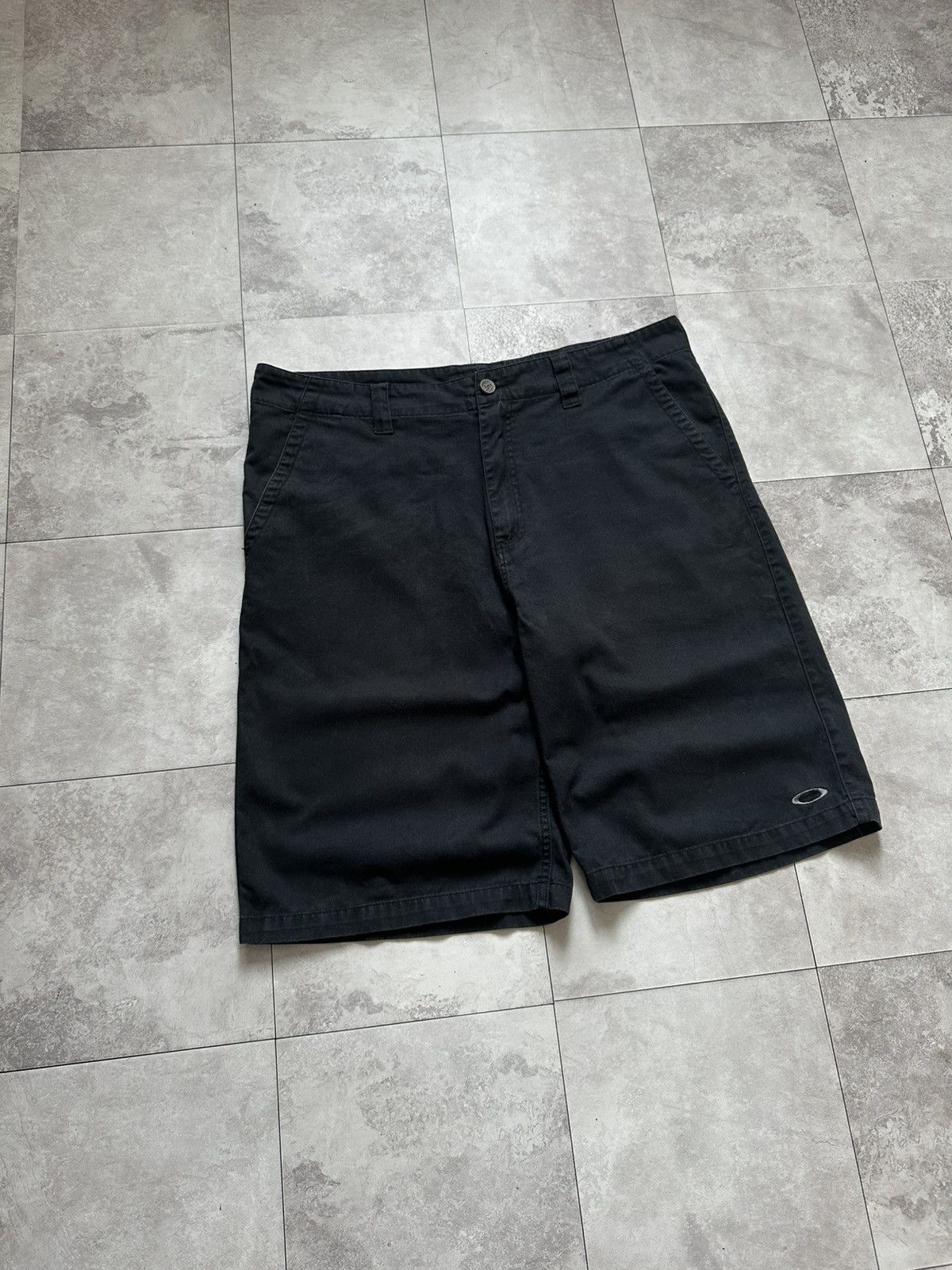 Oakley × Vintage Vintage Oakey Black Cotton Mini Logo Outdoor Shorts Size 38 Size US 38 / EU 54 - 3 Thumbnail