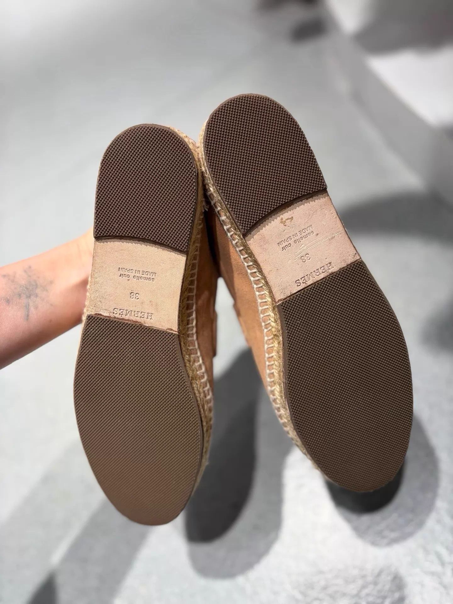 Hermes Hermes Cinnamon Suede Sneakers 99 New EU 38 Size US 7.5 / IT 37.5 - 5 Thumbnail