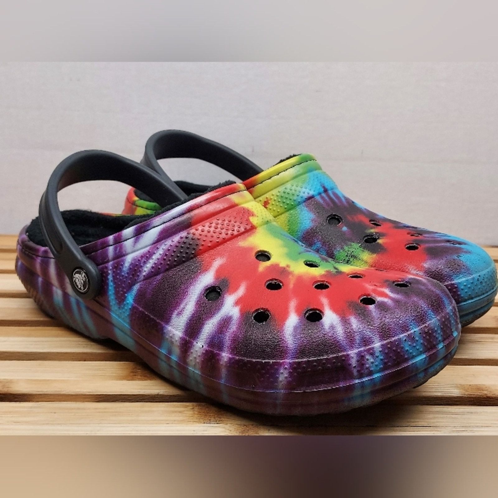 Crocs Crocs Mens Tie Dye Lined Baya Clog Sandals Size 11 Size US 11 / EU 44 - 1 Thumbnail