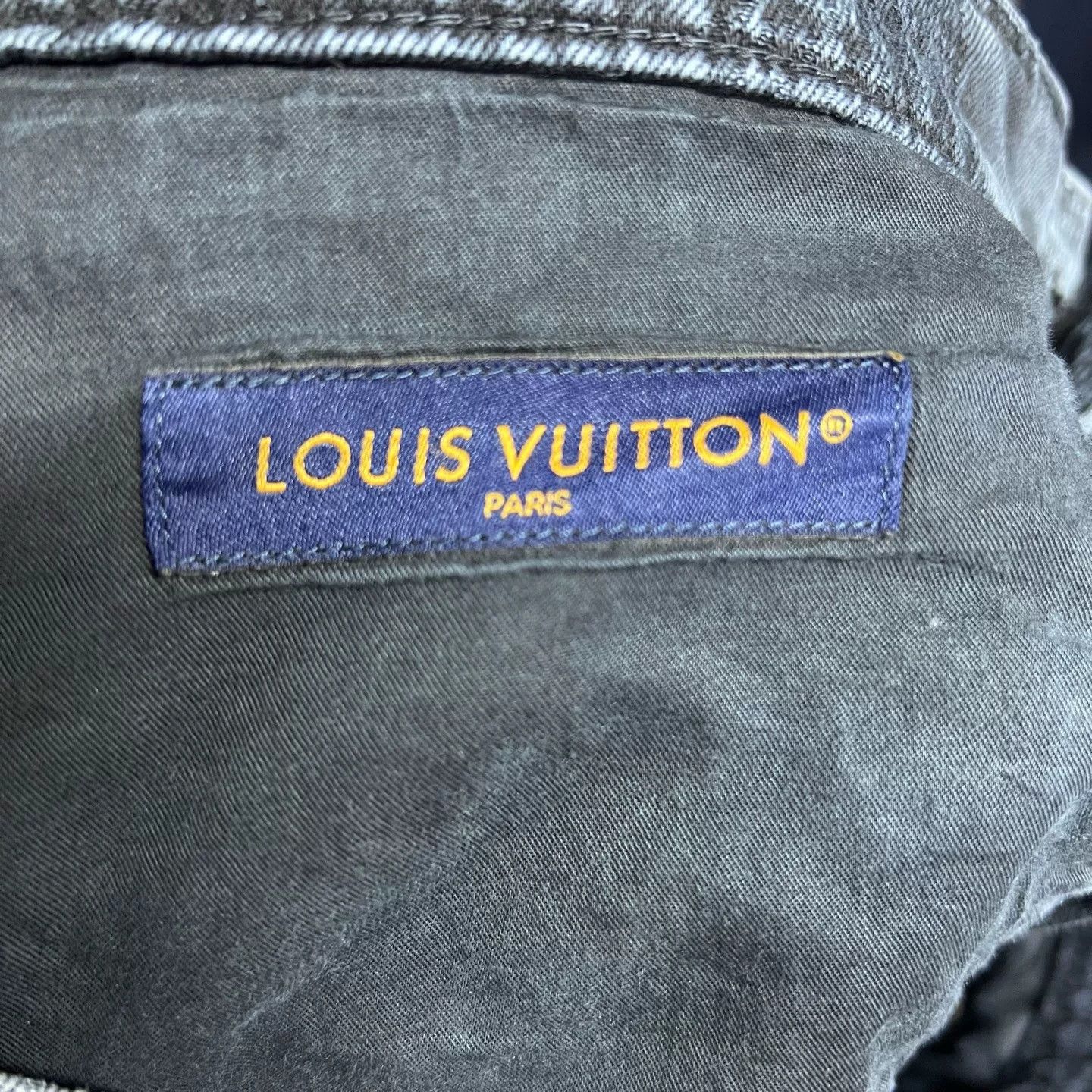 Louis Vuitton Louis Vuitton Black Logo Check Cargo Jeans Size US 33 - 2 Thumbnail