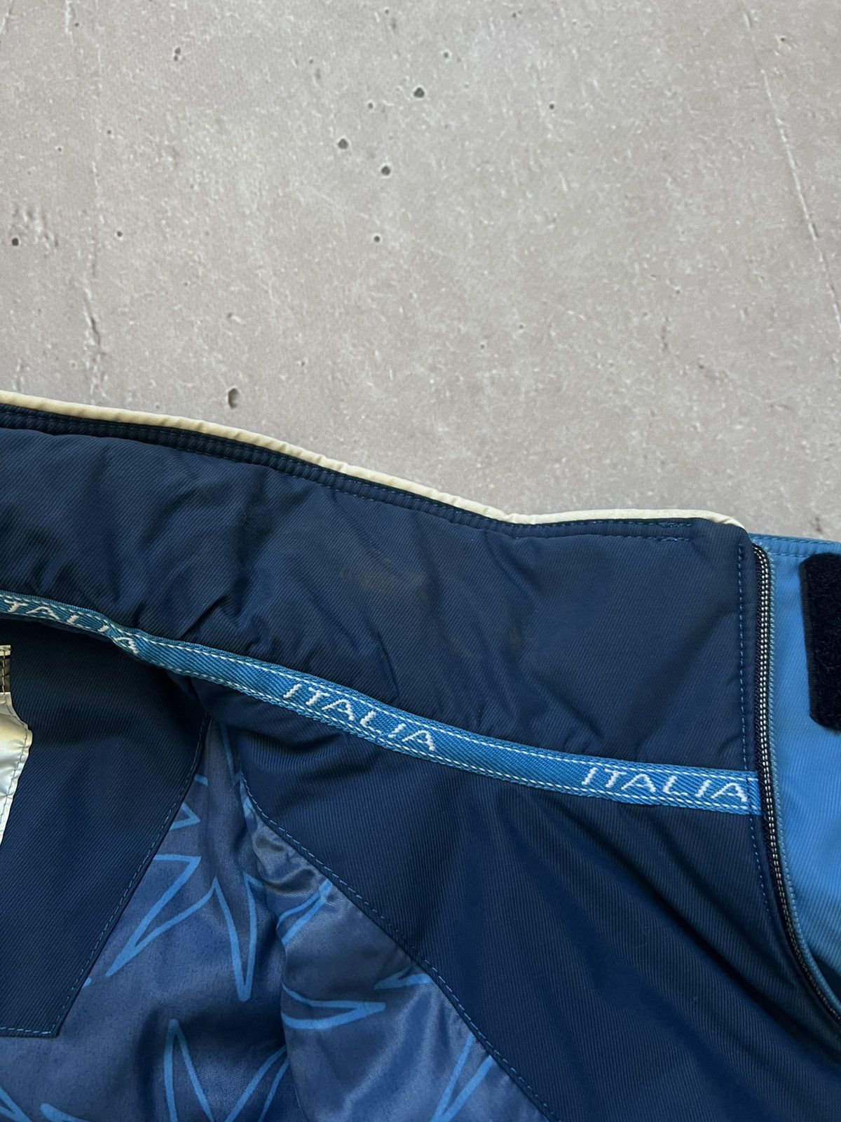 Asics Vintage ASICS Italia Olympic Vest Big Logo XL Size US XL / EU 56 / 4 - 22 Thumbnail