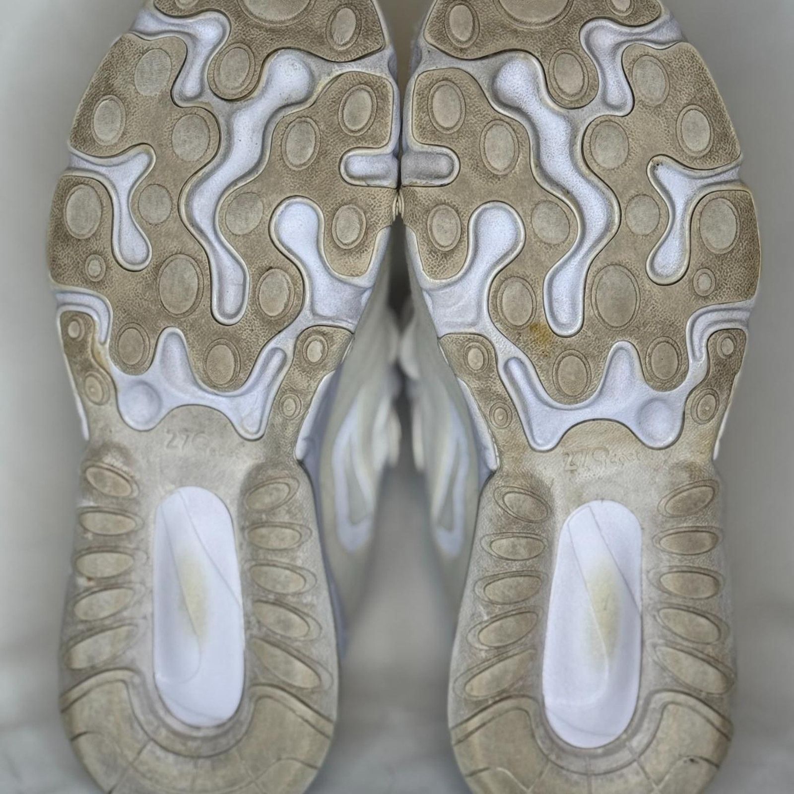 Nike Nike Air Max 270 React Size US 6 / IT 36 - 7 Thumbnail