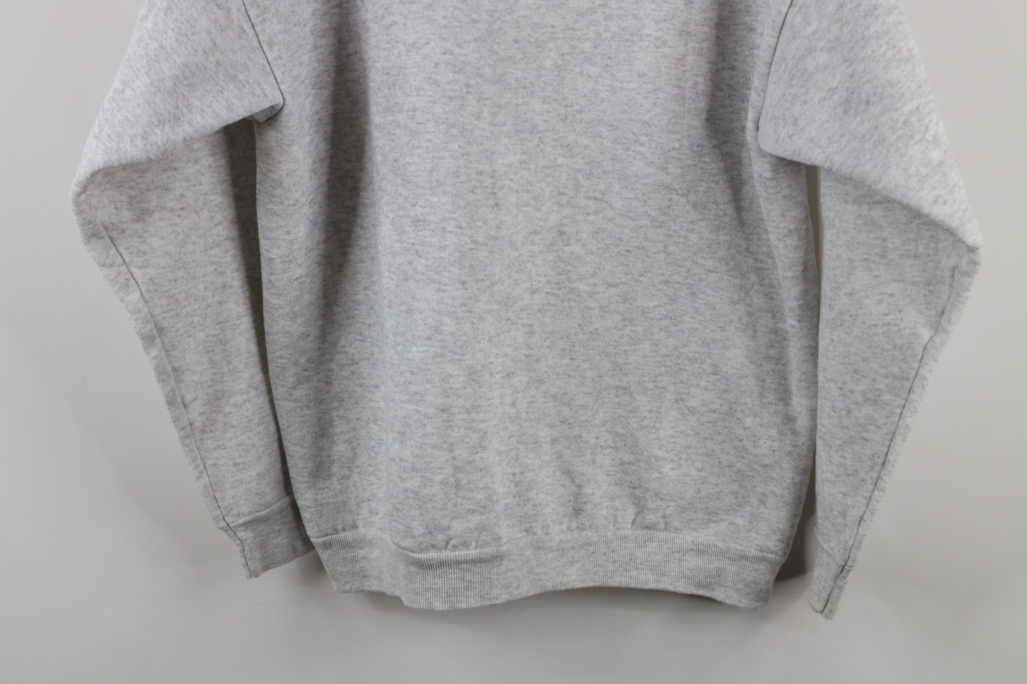 Vintage Vintage 90s Streetwear Crewneck Sweatshirt Heather Gray USA Size US M / EU 48-50 / 2 - 9 Thumbnail