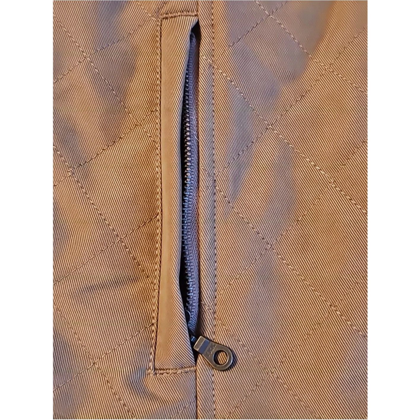 Orvis Orvis Quilted Riding Barn Jacket XS Tan Equestrian EUC Size XS / US 0-2 / IT 36-38 - 7 Thumbnail