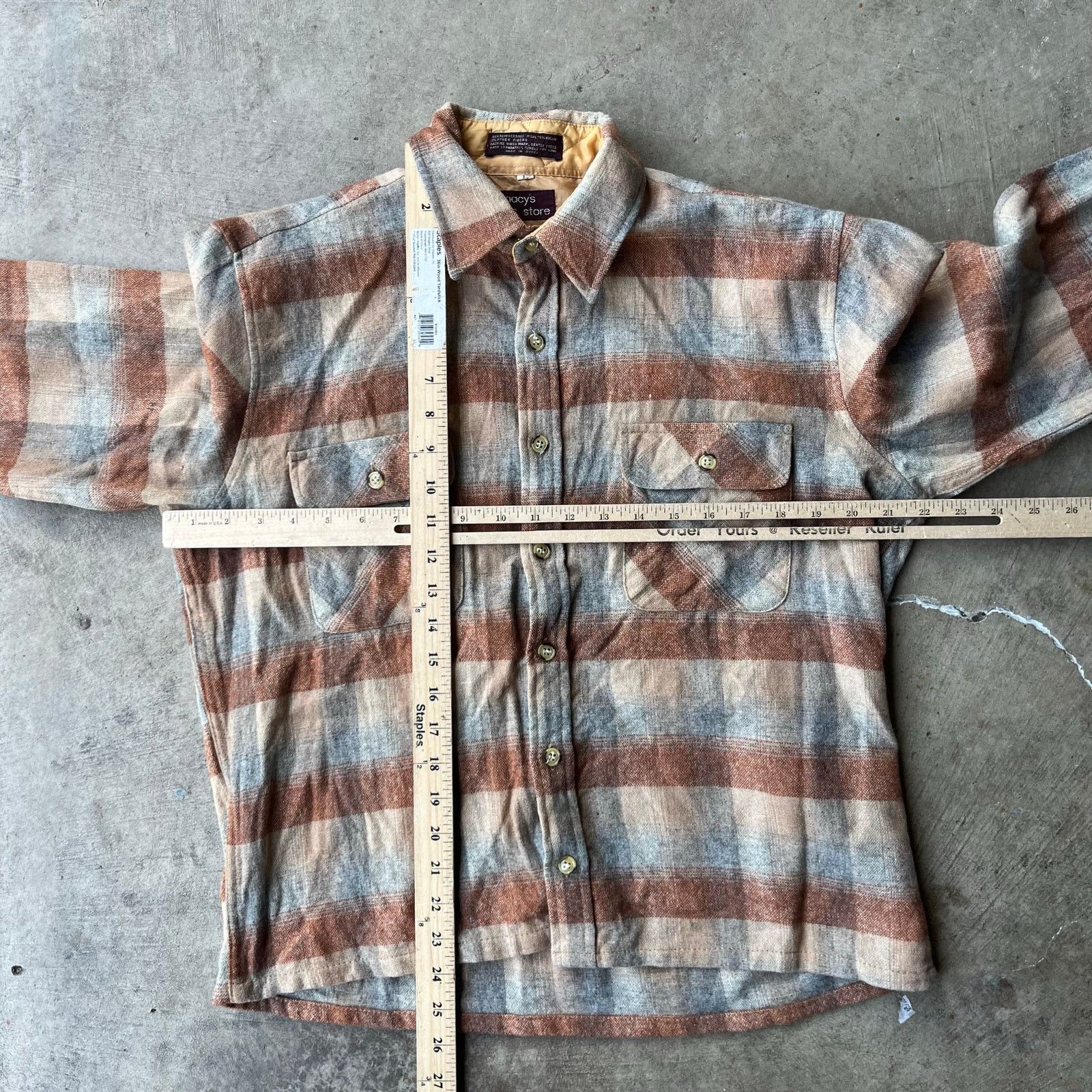 Vintage VINTAGE MACY'S WOOL BROWN SWEATER PLAID LARGE BOARD SHIRT Size US L / EU 52-54 / 3 - 5 Thumbnail