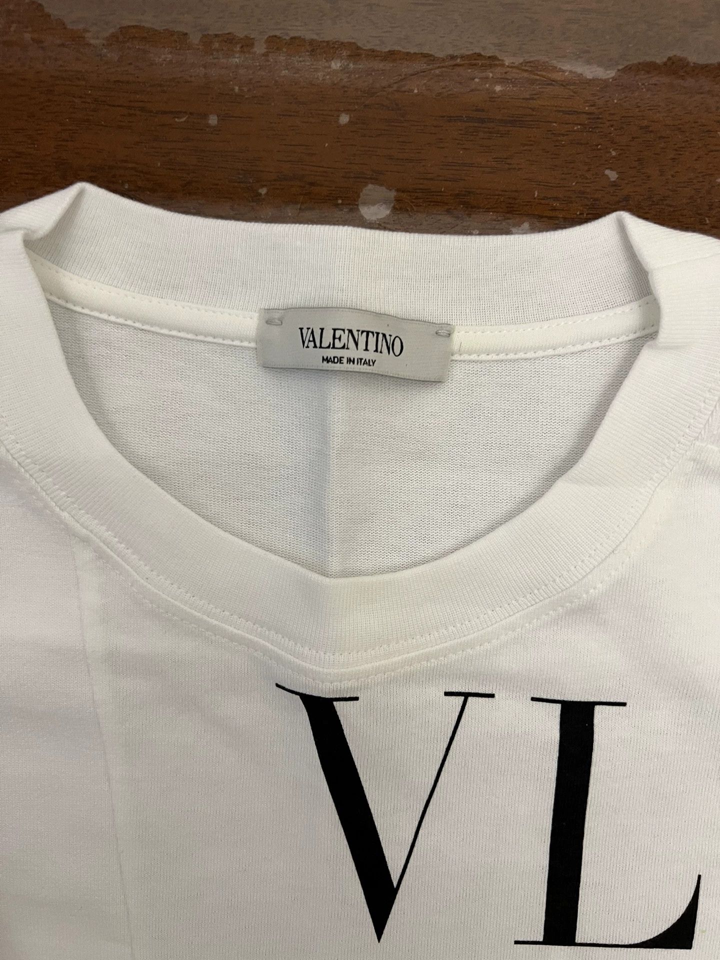 Valentino Valentino White Colorblock Front Logo TS M 99 New Size US M / EU 48-50 / 2 - 3 Thumbnail