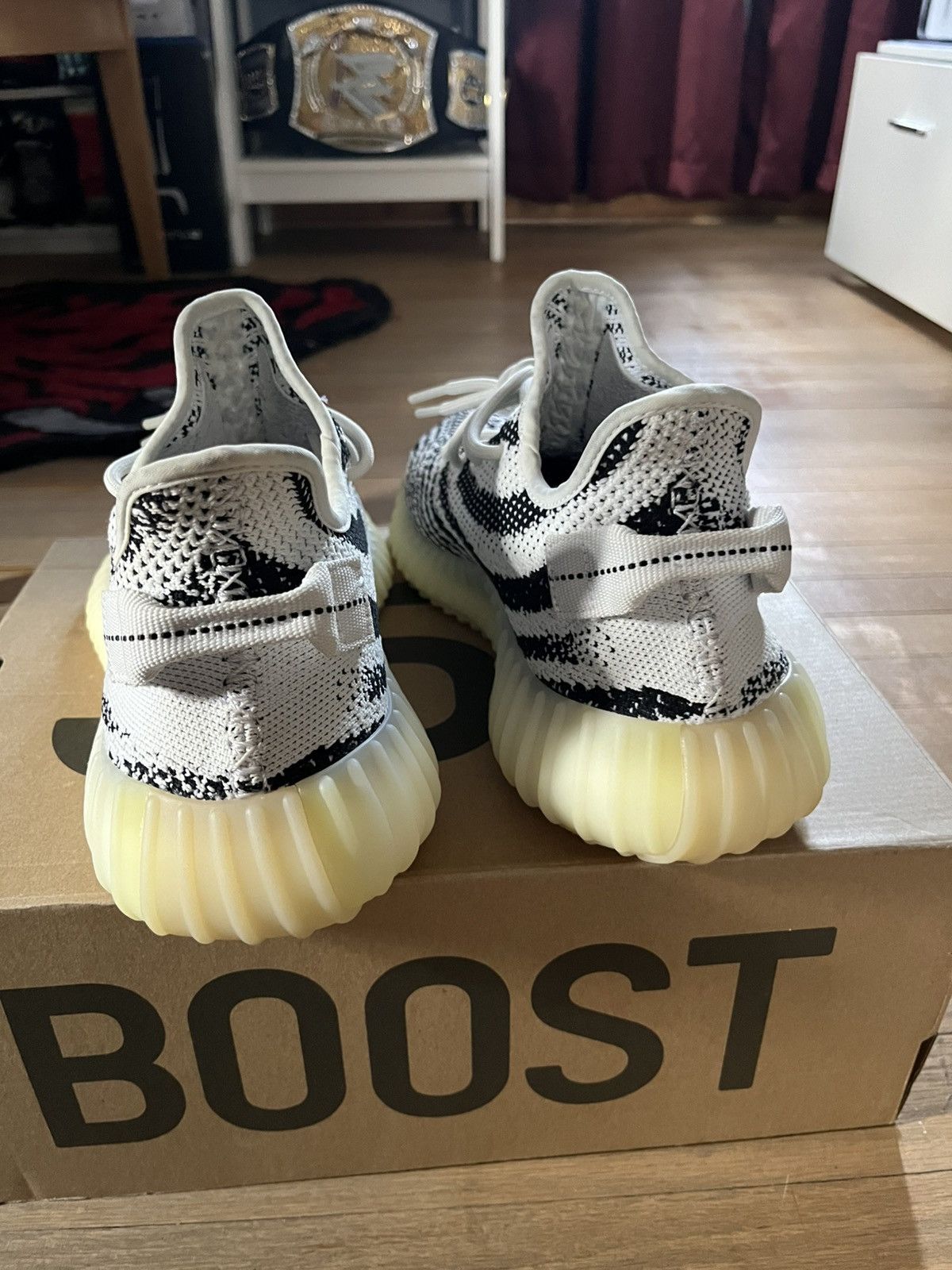 Adidas × Kanye West Yeezy Boost 350 V2 ‘Zebra’ 2017 Size US 9.5 / EU 42-43 - 5 Thumbnail
