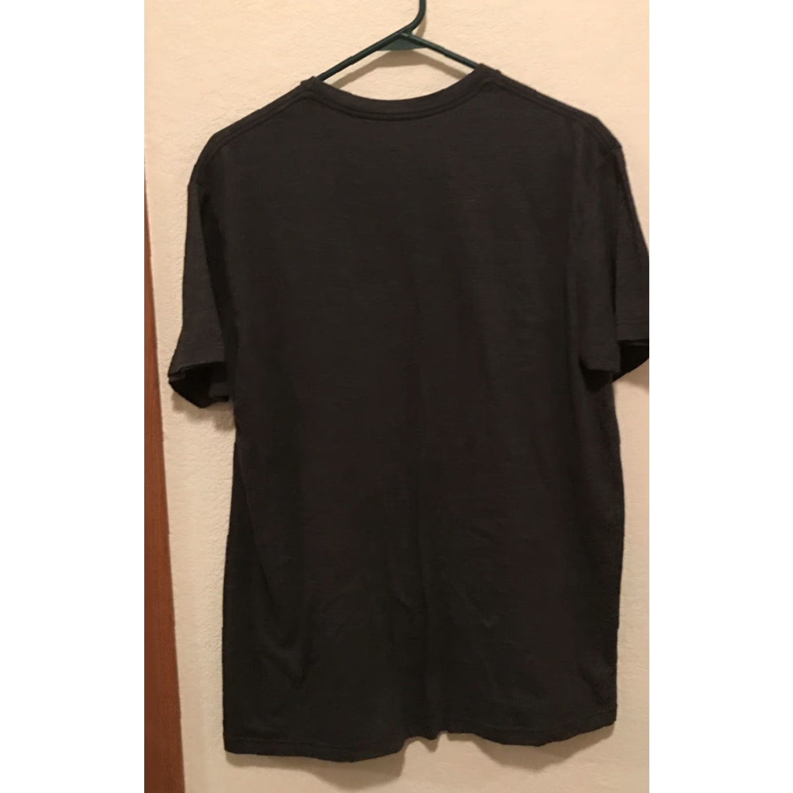 Zoo York VINTAGE Zoo York T-Shirt Gray L Zoo York True East Graphic Tee Men Large Gray B41 Size US L / EU 52-54 / 3 - 2 Thumbnail