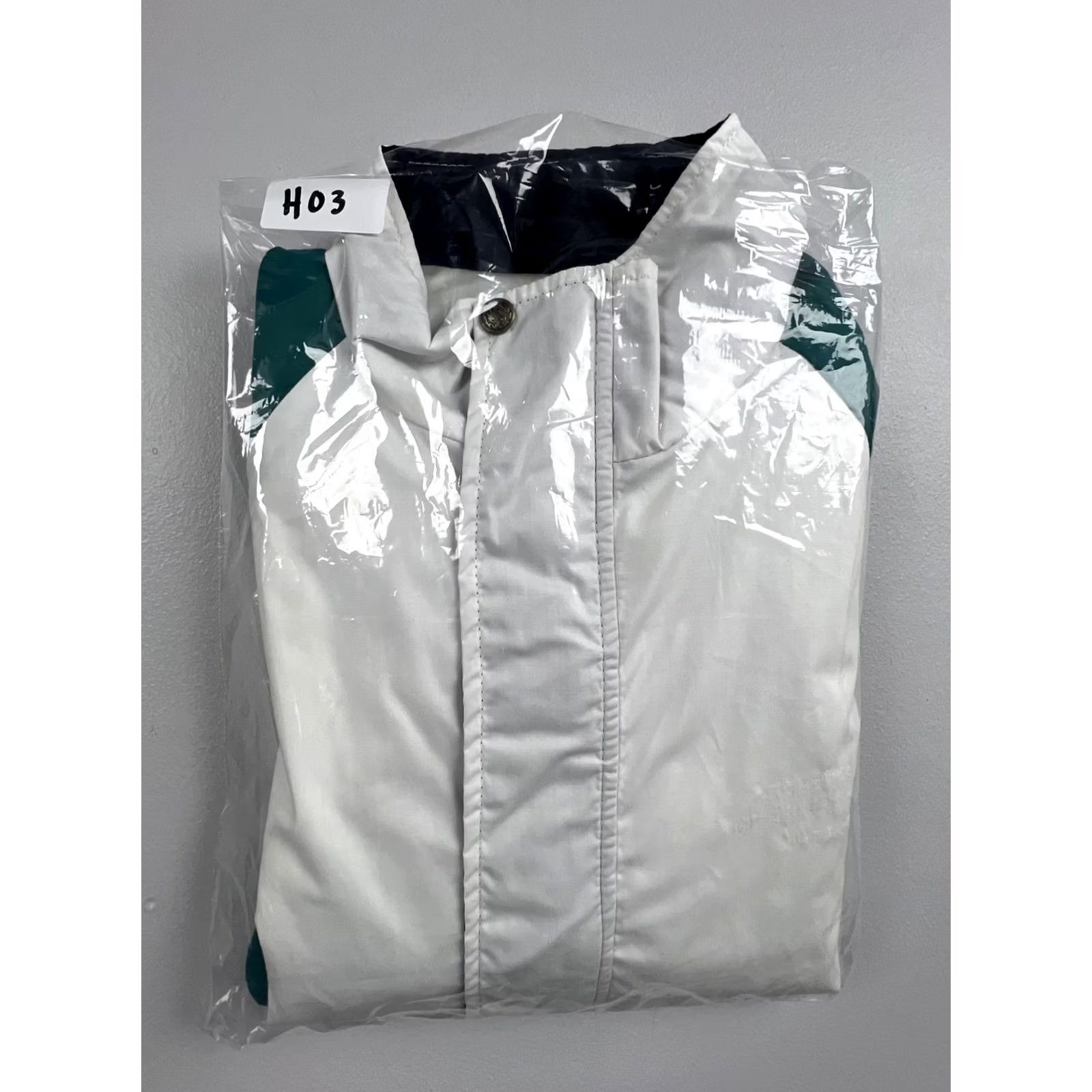 Vintage VINTAGE Four Seasons Jacket Mens Medium White Green Nylon Windbreaker Lined USA Size US M / EU 48-50 / 2 - 7 Thumbnail