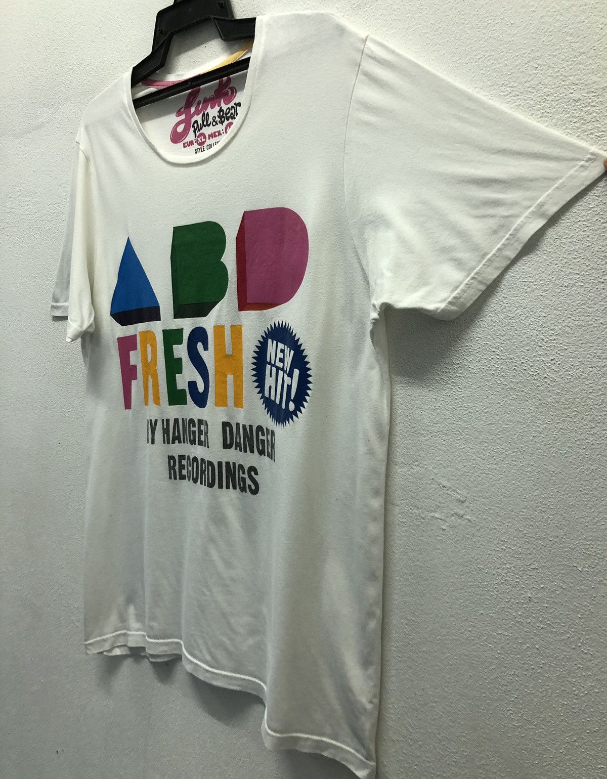 Pull & Bear Pull & Bear Fresh By Hanger Danger Recordings T-Shirt Size US XL / EU 56 / 4 - 5 Thumbnail