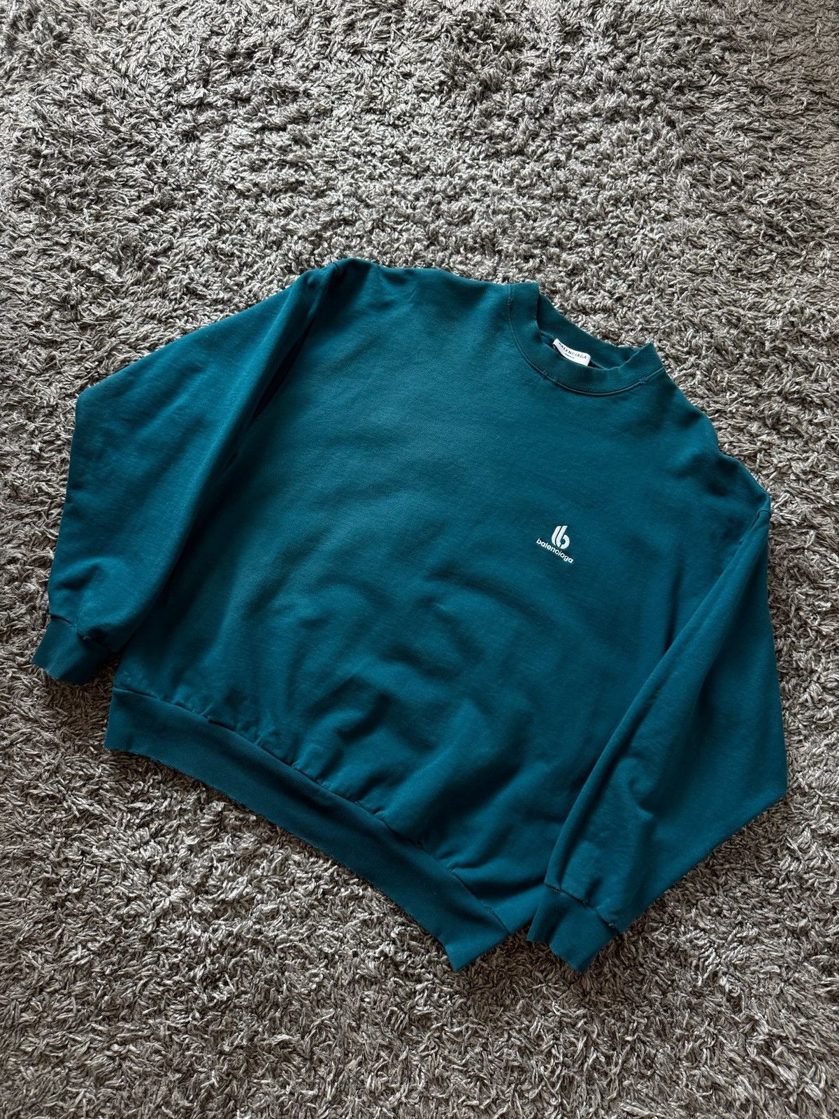 Balenciaga Balenciaga Distressed Crewneck Size US M / EU 48-50 / 2 - 1 Thumbnail