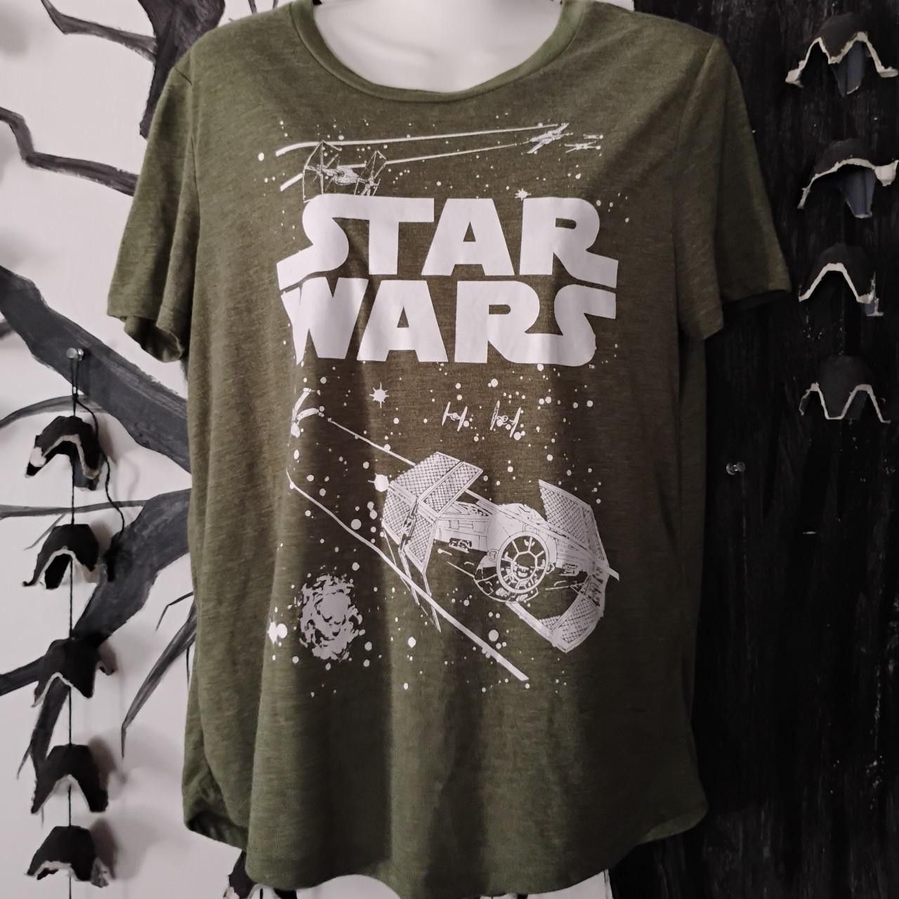 Star Wars Star Wars Tee *officially licensed* size XL (juniors) Size XL / US 12-14 / IT 48-50 - 1 Thumbnail