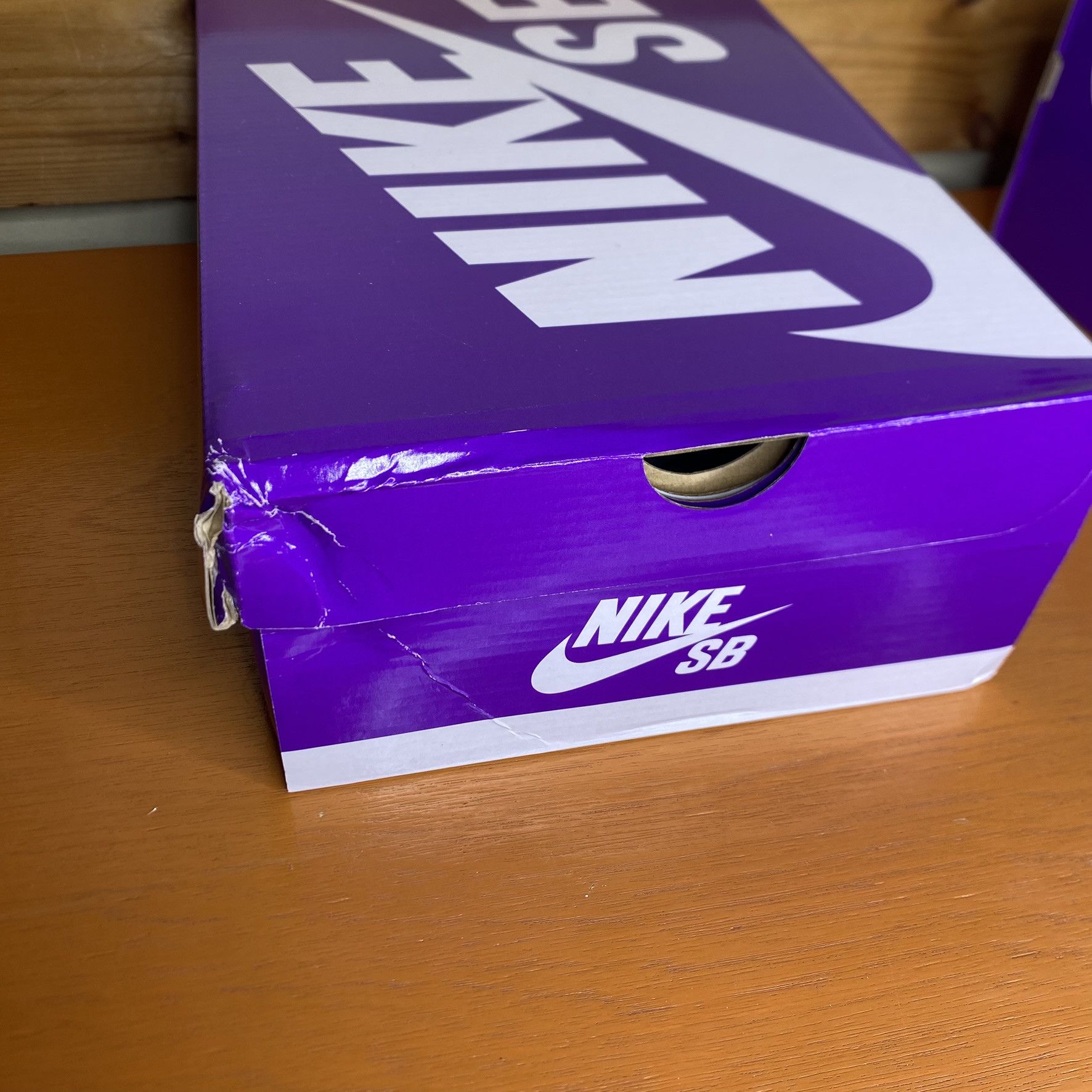 Nike SB NIKE SB x HAYLEY WILSON DUNK LOW Size US 9.5 / EU 42-43 - 8 Thumbnail