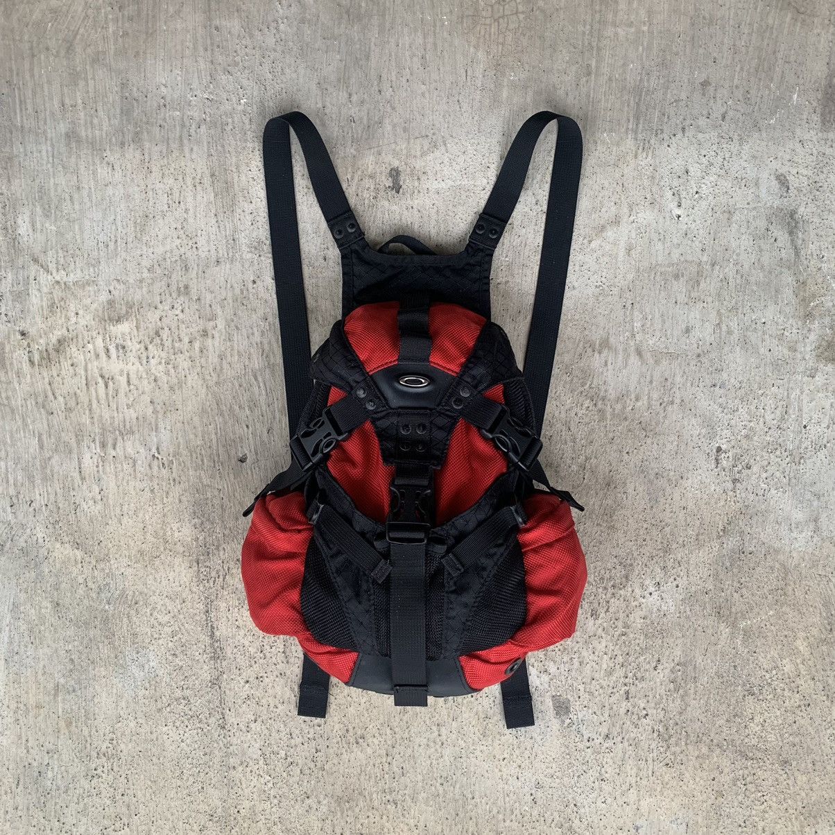 Vintage Oakley icon mini Backpack vintage Size ONE SIZE - 1 Thumbnail