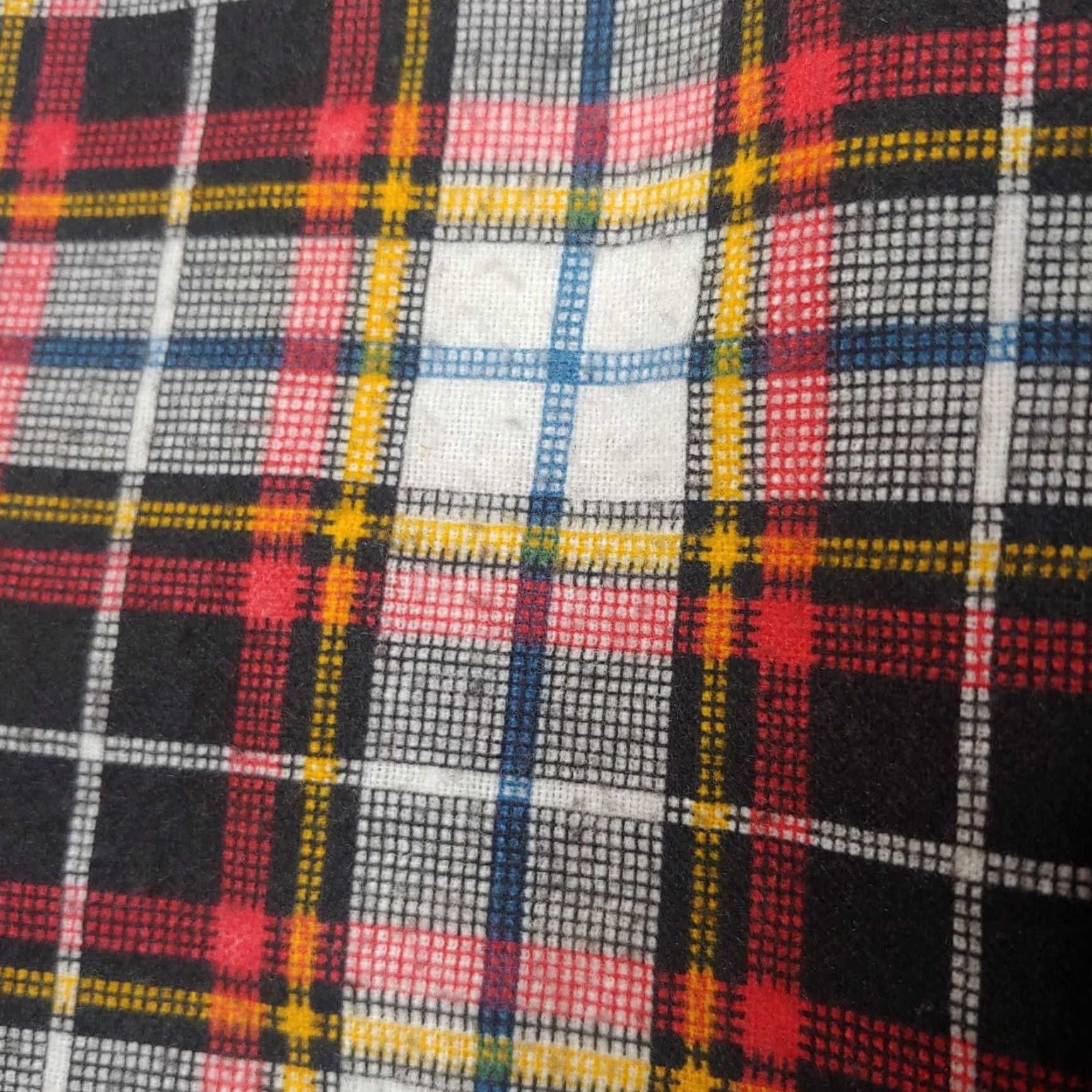 Vintage VINTAGE Klondike Vest Mens M Quilted Lined White Red Plaid Pearl Snaps Western/Hipster Workwear Grandpa USA Vest Size US M / EU 48-50 / 2 - 7 Thumbnail