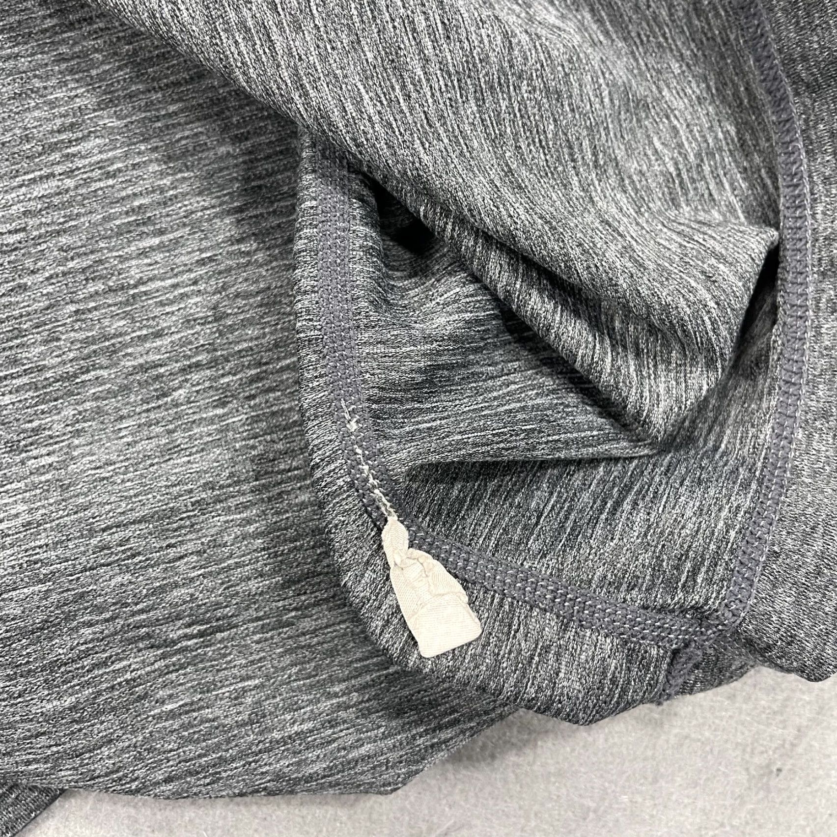 Vuori Vuori Shirt Mens M Gray Tradewind Performance Tee Pocket Gym Workout Lift Size US M / EU 48-50 / 2 - 4 Thumbnail