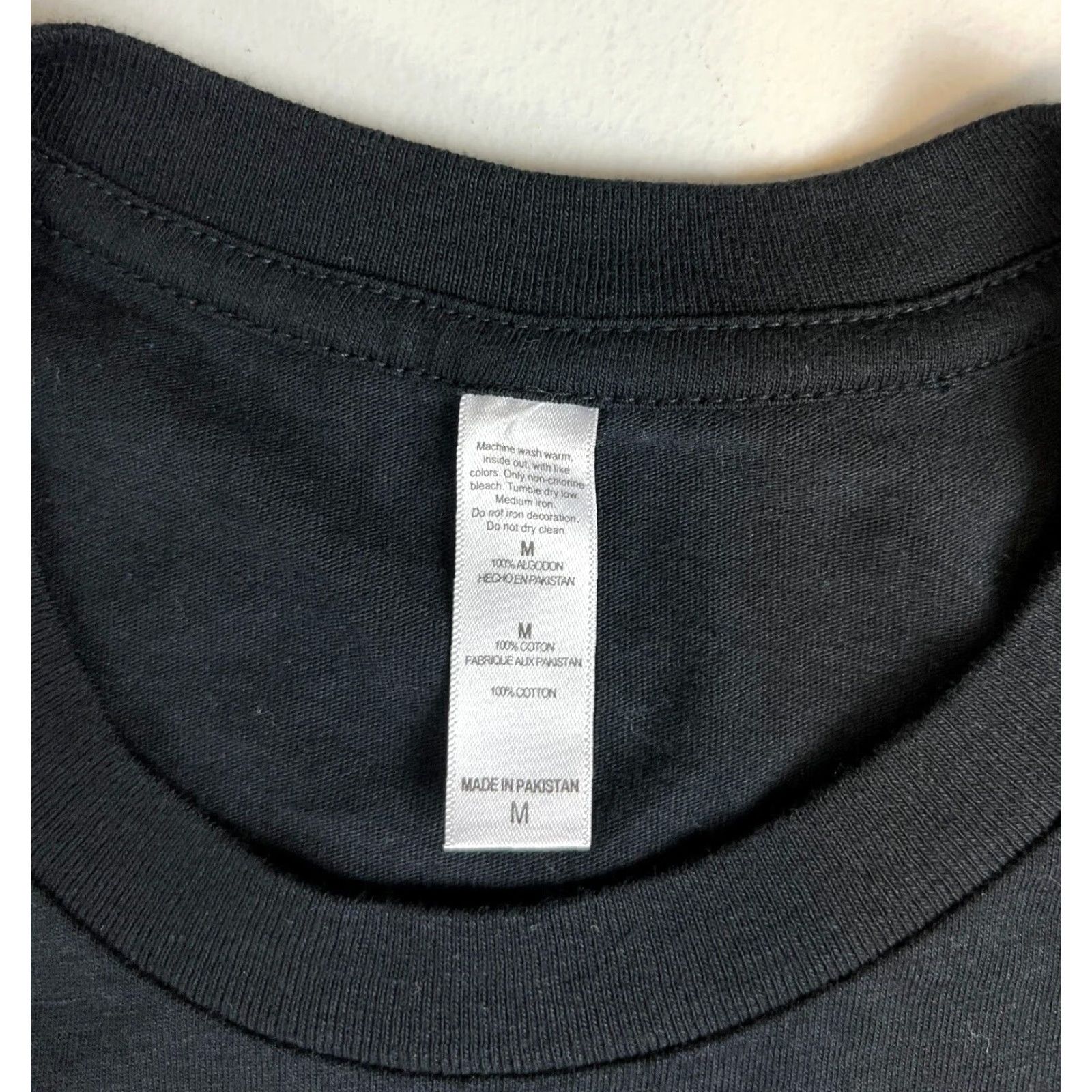 Vintage NWOT 'Revolution Must Be Sexy' T-Shirt Sz M Unbranded Unisex Adults Short Sleeve Crew Neck 100% Cotton Black Mens Womens Size US M / EU 48-50 / 2 - 4 Thumbnail