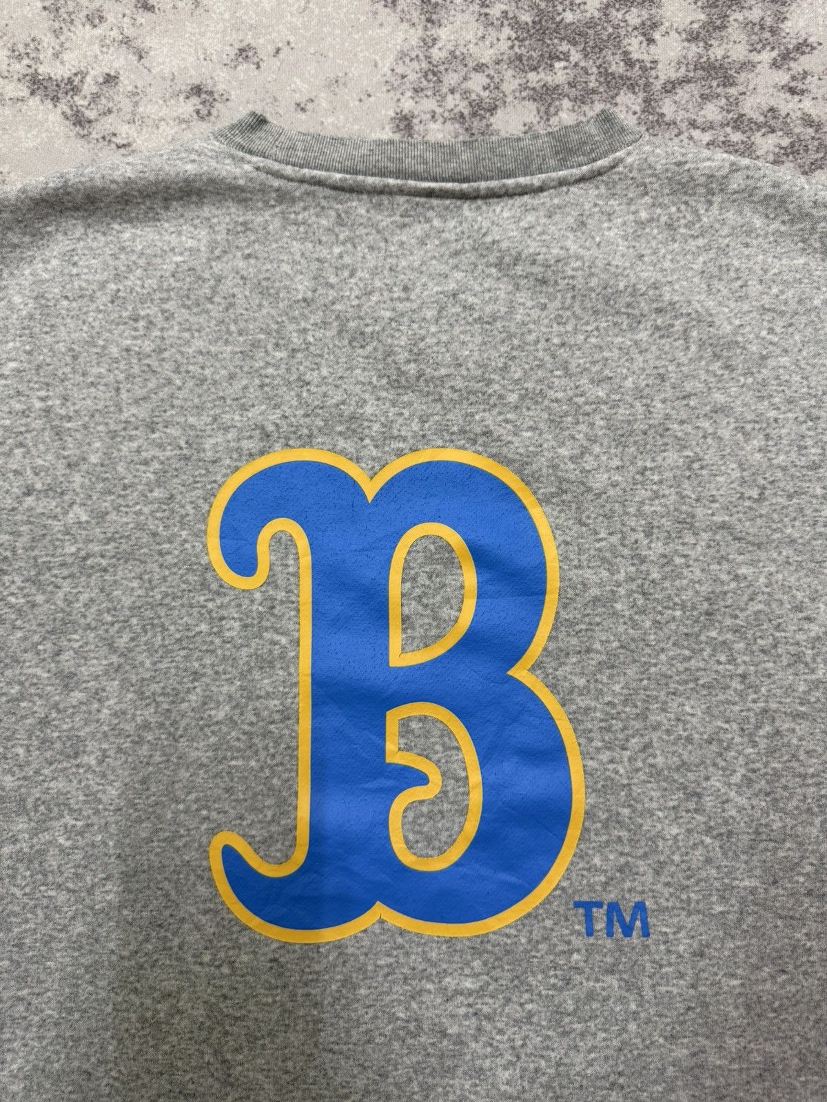 Japanese Brand University California Los Angeles Bruins Biglogo Sweatshirt Size US L / EU 52-54 / 3 - 11 Thumbnail