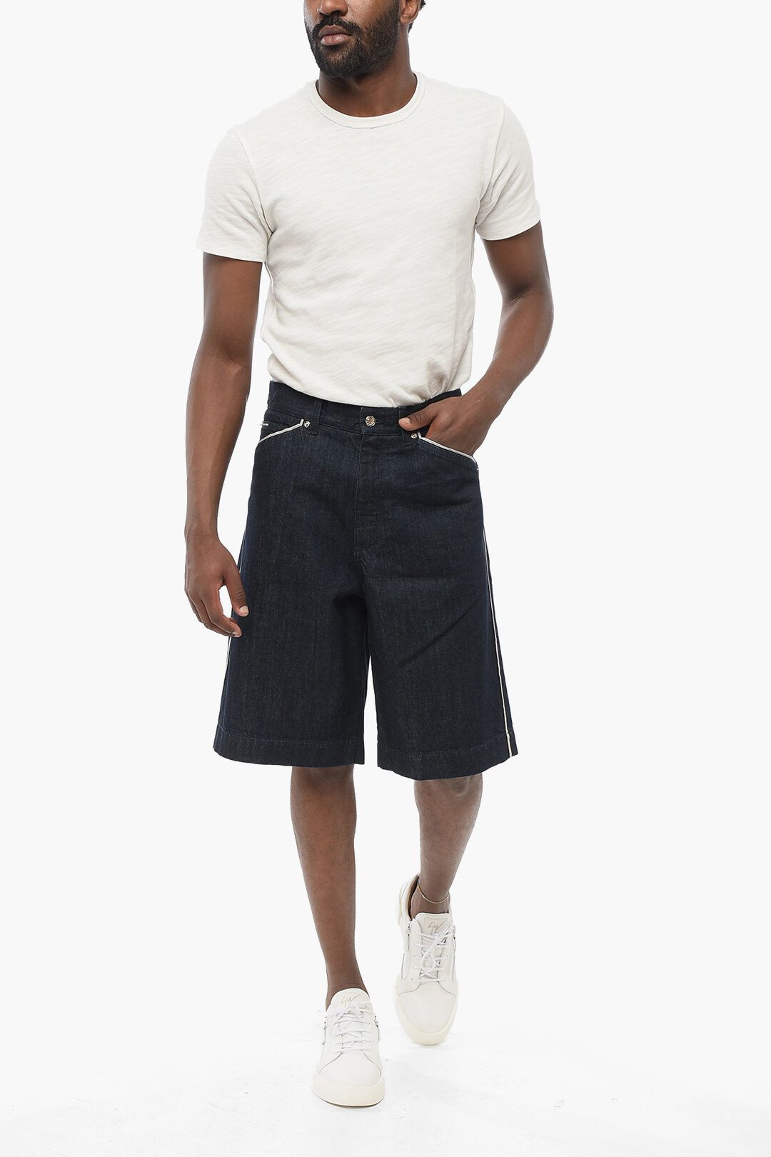 Dolce & Gabbana og1mm0825 Dark Washed Denim Short in Blue Size US 30 / EU 46 - 2 Thumbnail