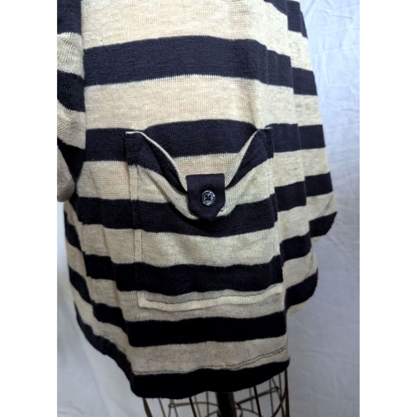 Banana Republic VINTAGE Banana Republic Striped Linen Blend Open Front Sweater Women’s S Sailor Chic EUC Shirt Womens S blue striped cardigan Size S / US 4 / IT 40 - 4 Thumbnail