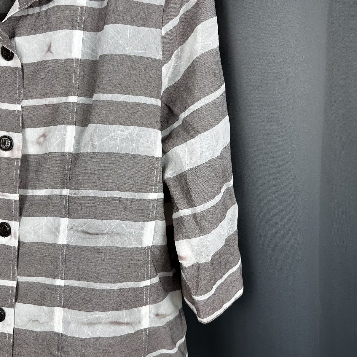Japanese Brand Vintage Japanese Brand Button Down Shirt Size M / US 6-8 / IT 42-44 - 4 Thumbnail