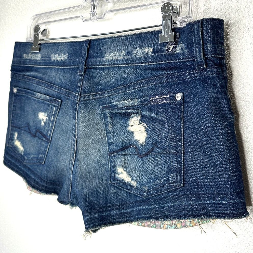 7 For All Mankind 7 For All Mankind Distressed Low Rise Raw Hem Jean Shorts 29 Size 29" - 7 Thumbnail